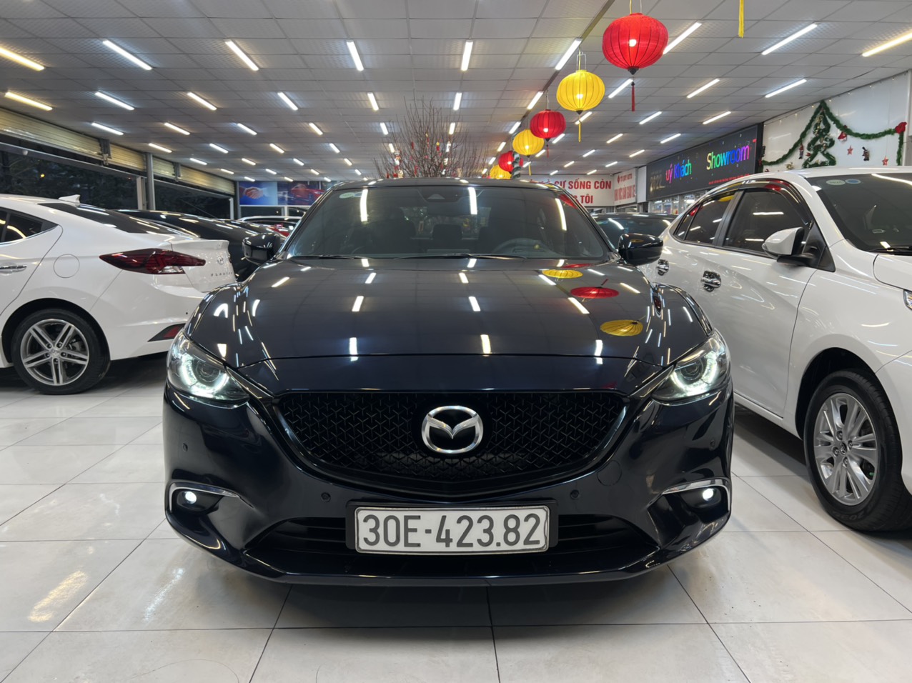 Xe Mazda 6 Premium 2.5AT 2017 - Xanh Đen