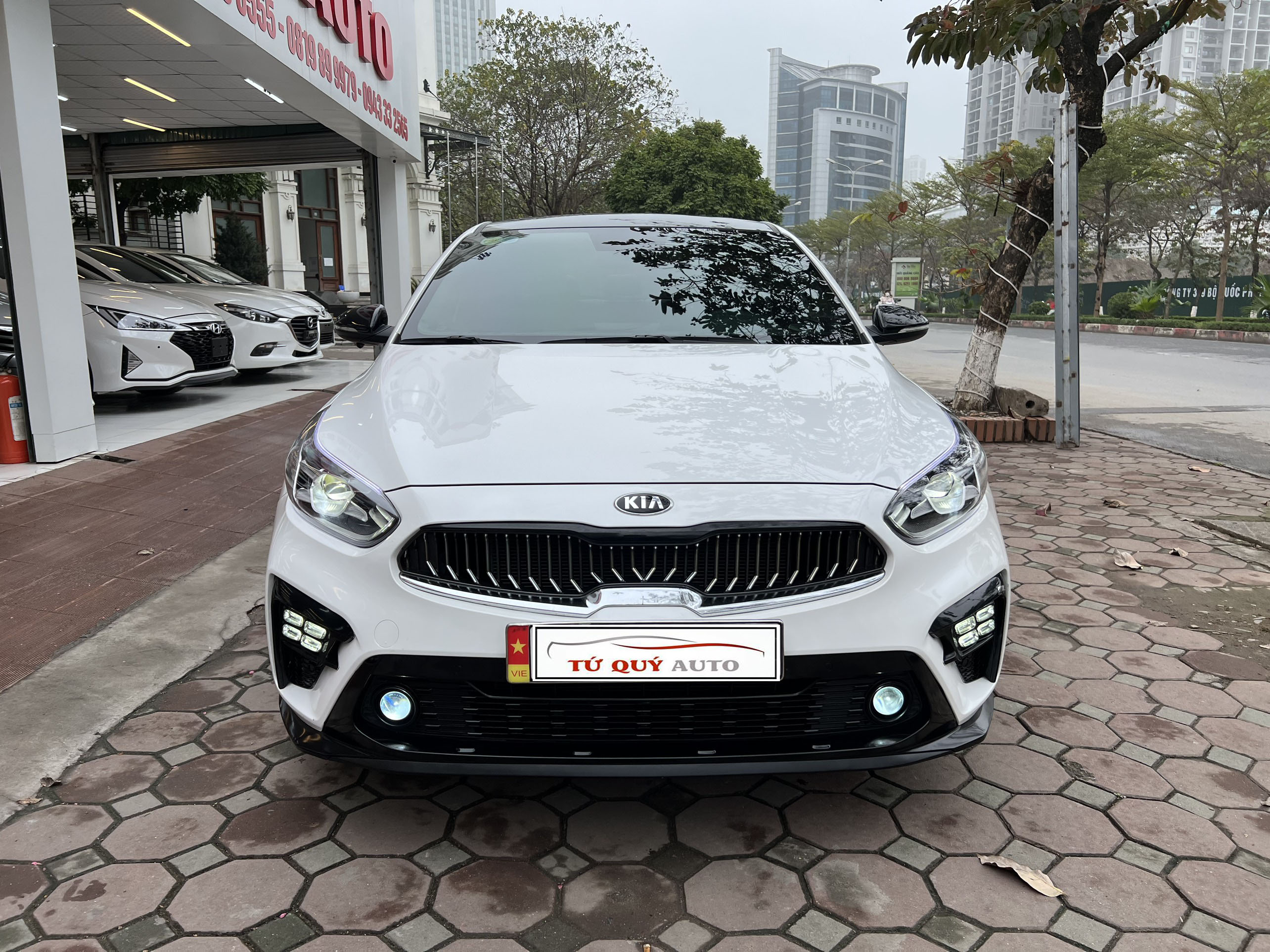 Xe Kia Cerato Premium 2.0AT 2020 - Trắng