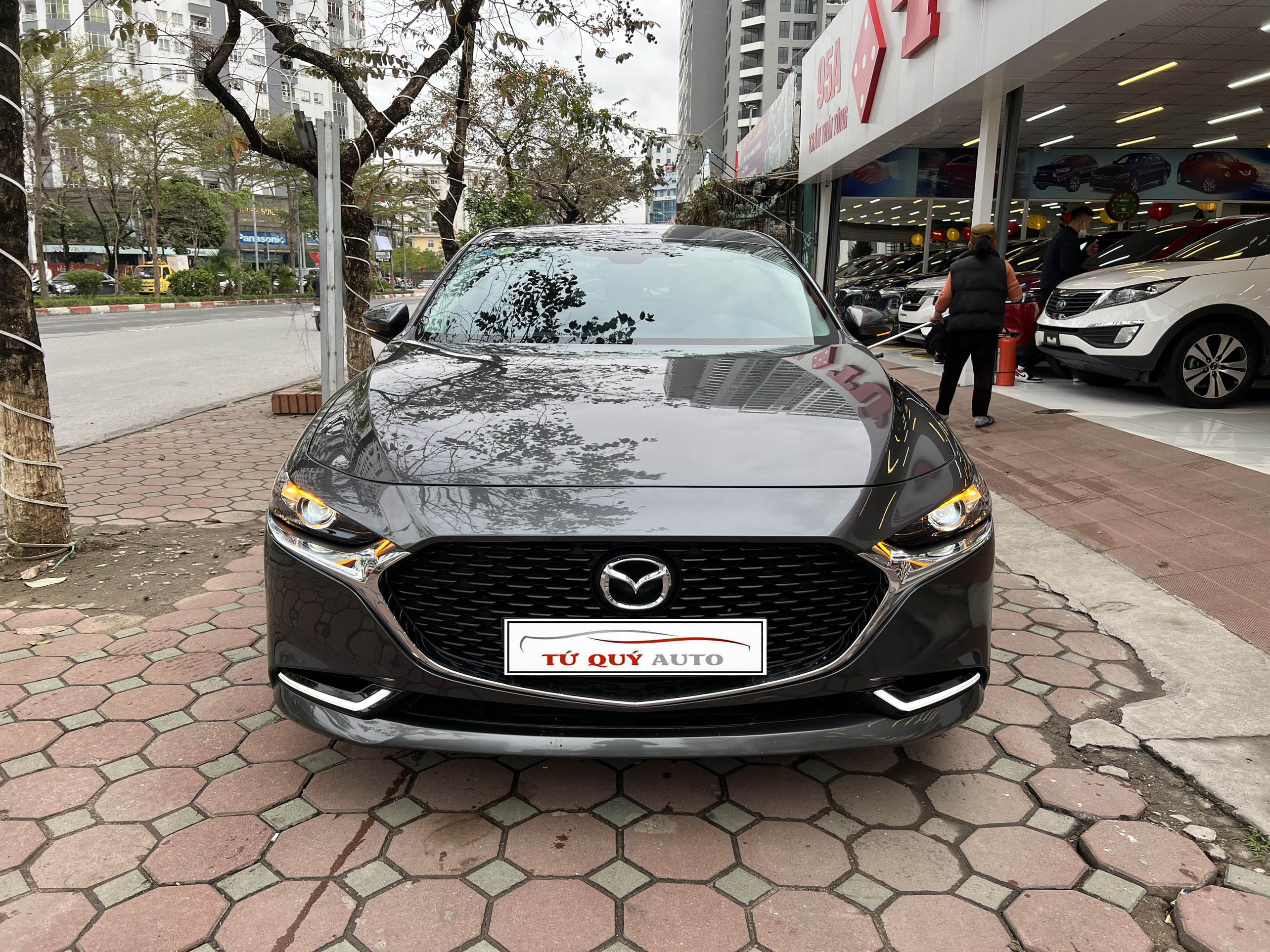 Xe Mazda 3 Luxury 1.5AT 2020 - Xám Grey