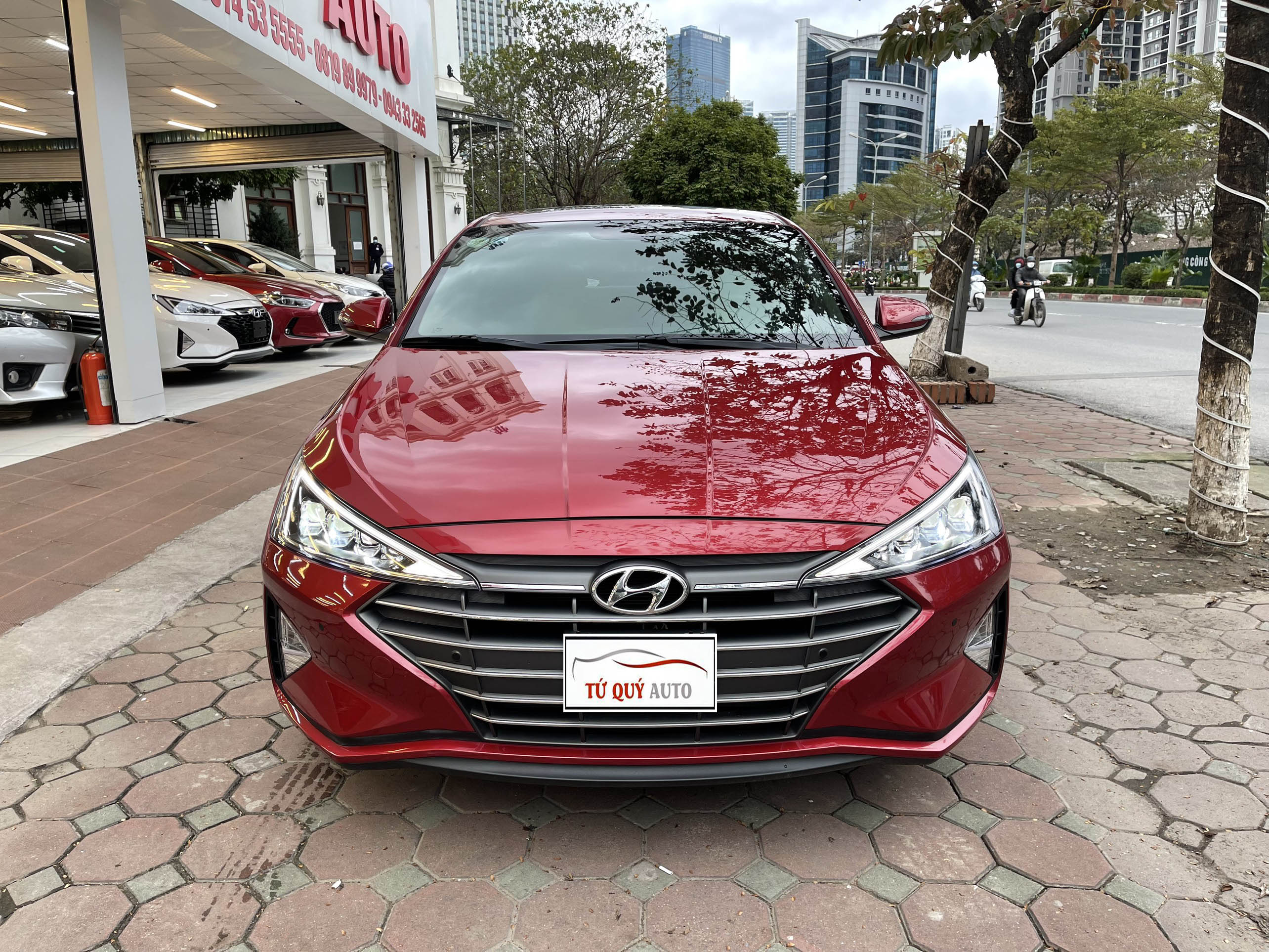 Xe Hyundai Elantra 2.0AT 2021 - Đỏ