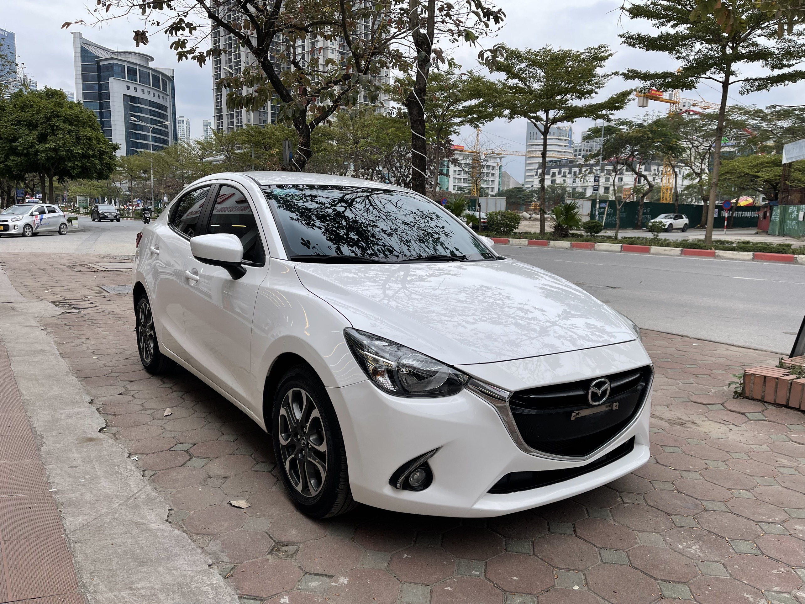 Mazda 2 Sedan 2018 - 7