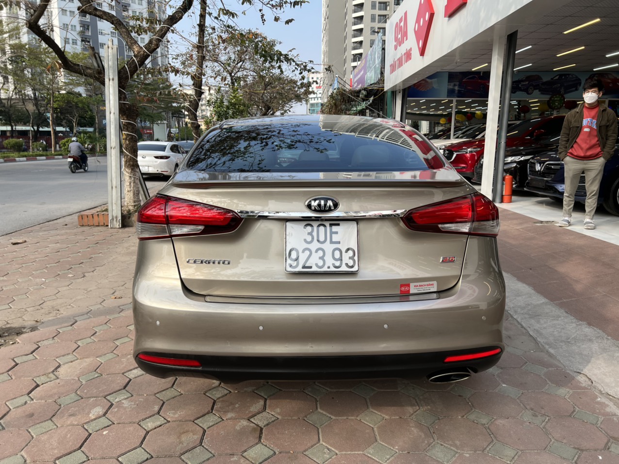 Kia Cerato 2.0AT 2017 - 5