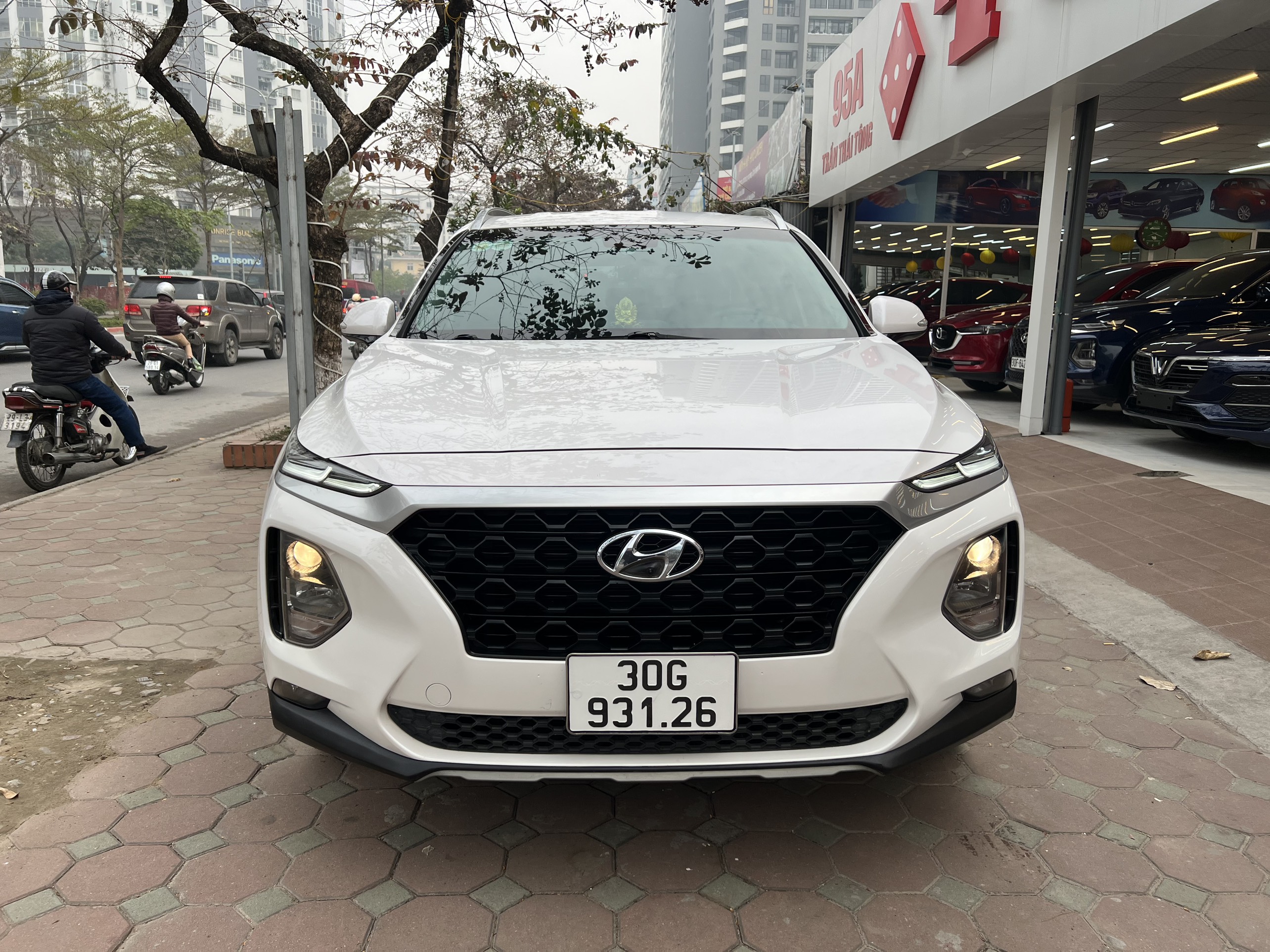 Xe Hyundai SantaFe 2.4AT 2019 - Trắng