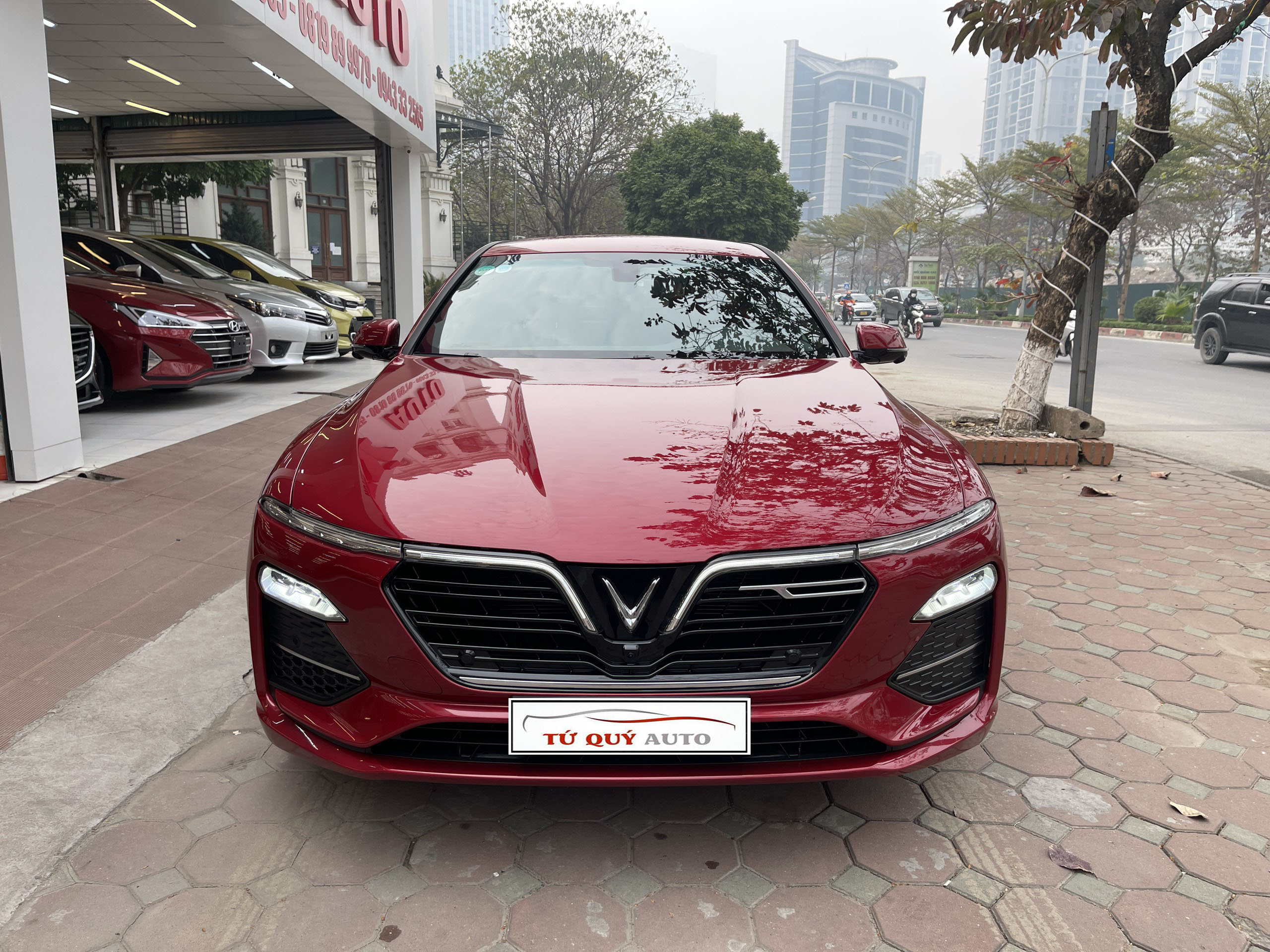 Xe VinFast Lux A 2.0 Premium 2.0AT 2020 - Đỏ