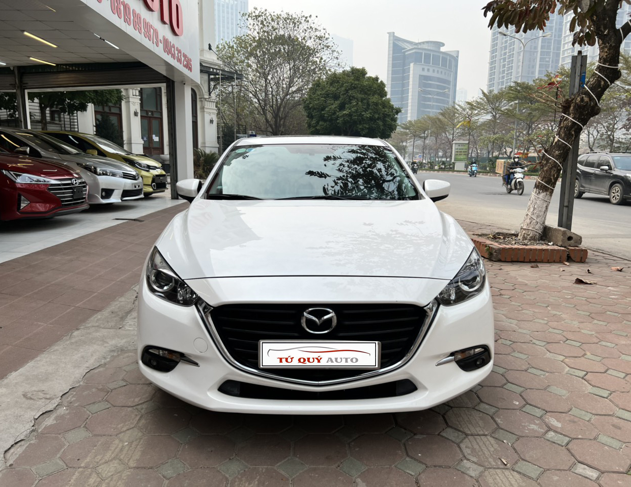 Xe Mazda 3 Hatchback 1.5AT 2019 - Trắng