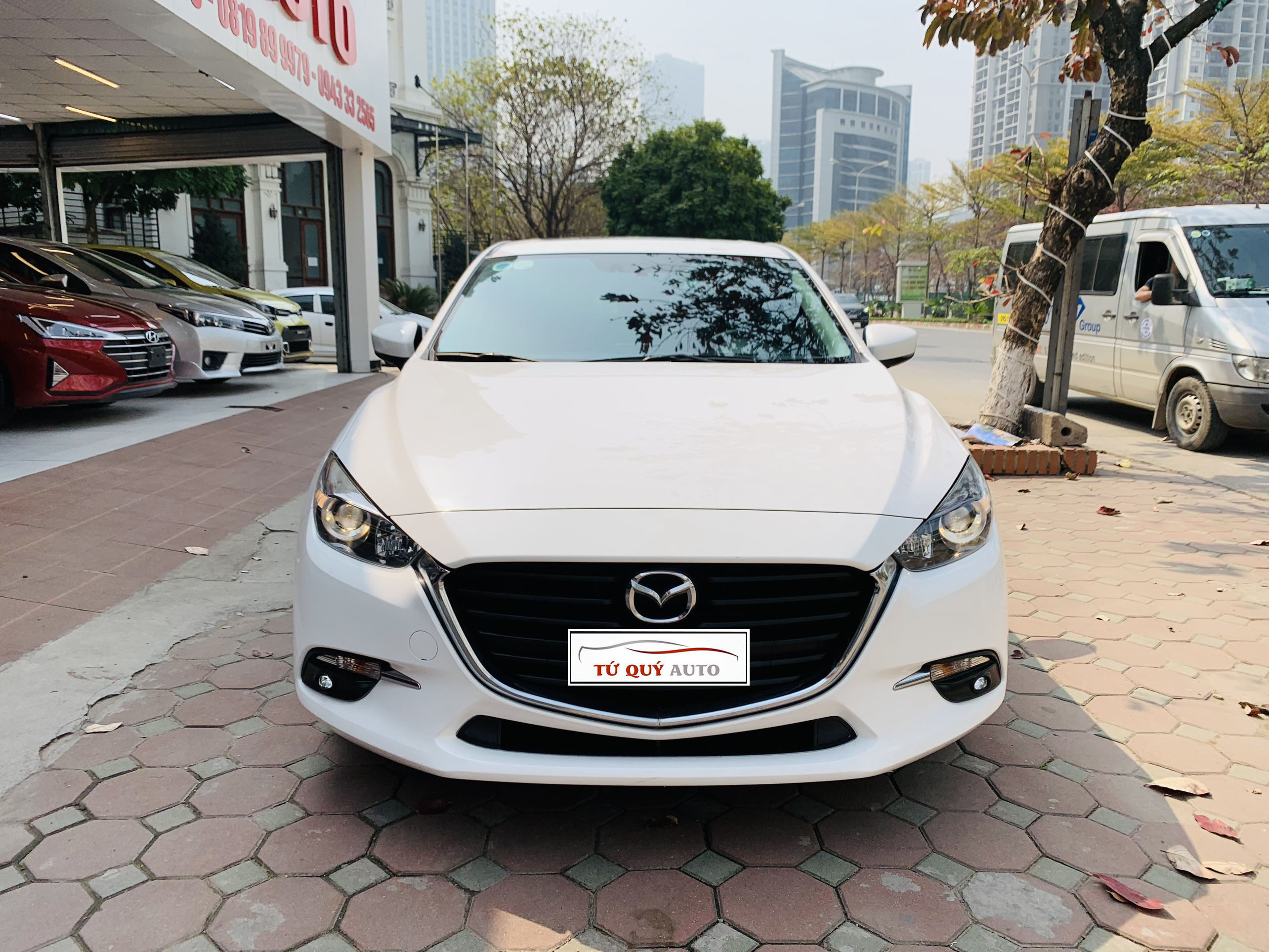 Xe Mazda 3 HB 1.5 AT 2017 - Trắng