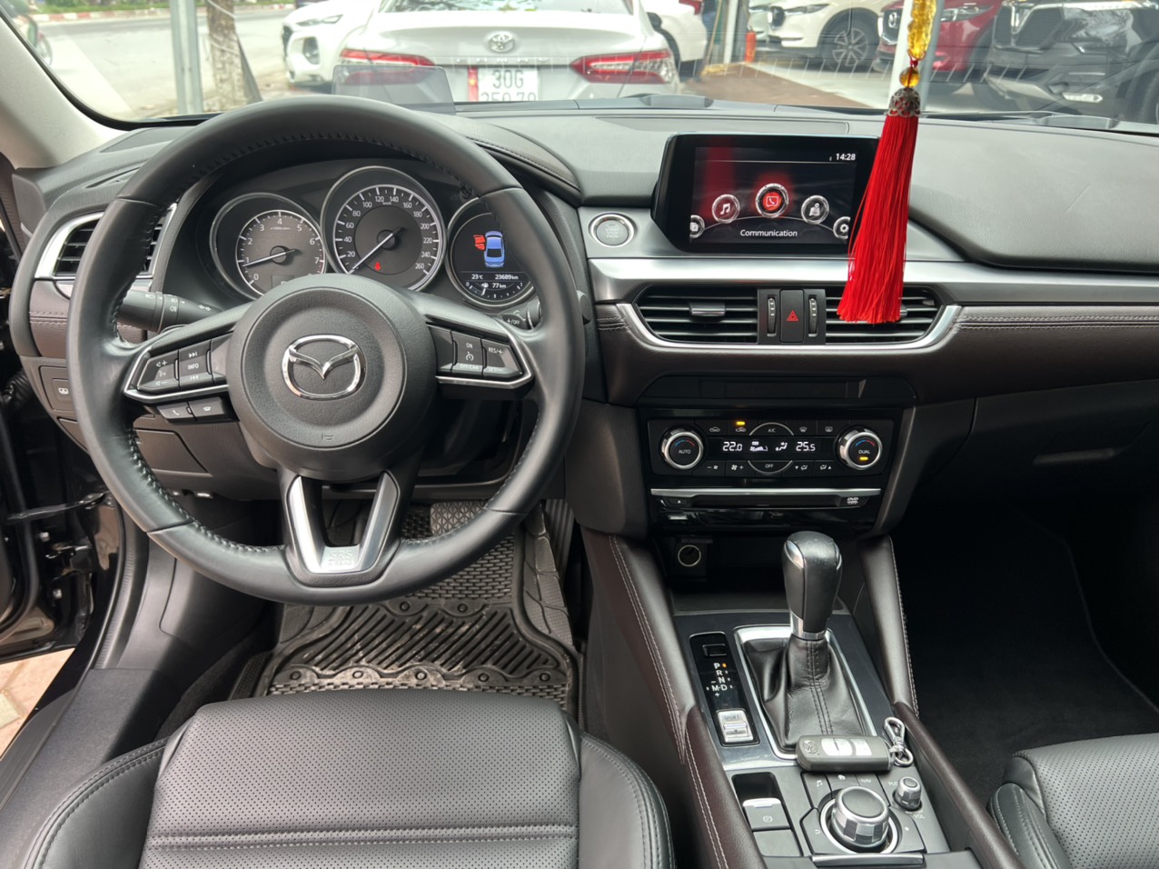 Mazda 6 Premium 2.0AT 2017 - 8