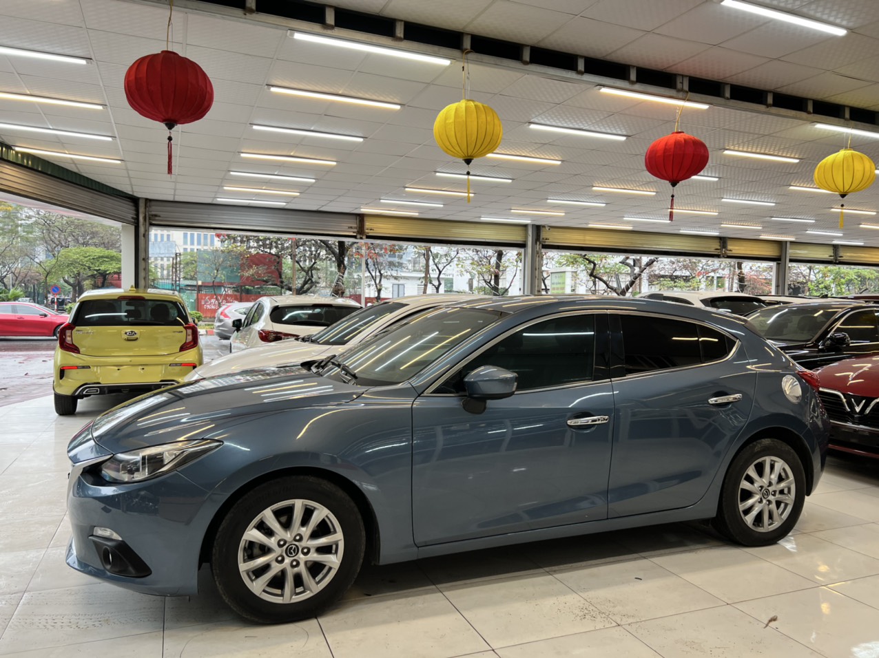 Mazda 3 HB 1.5AT 2016 - 3