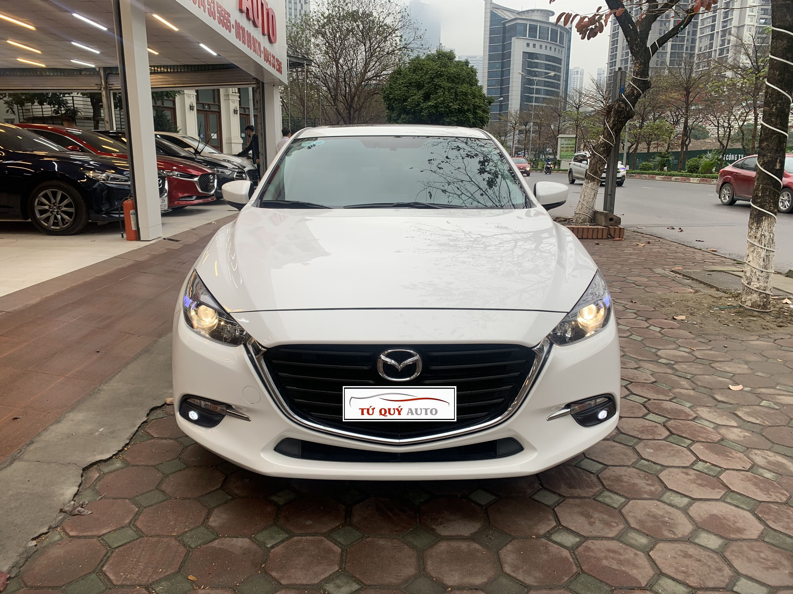 Xe Mazda 3 Sedan 1.5AT 2018 - Trắng