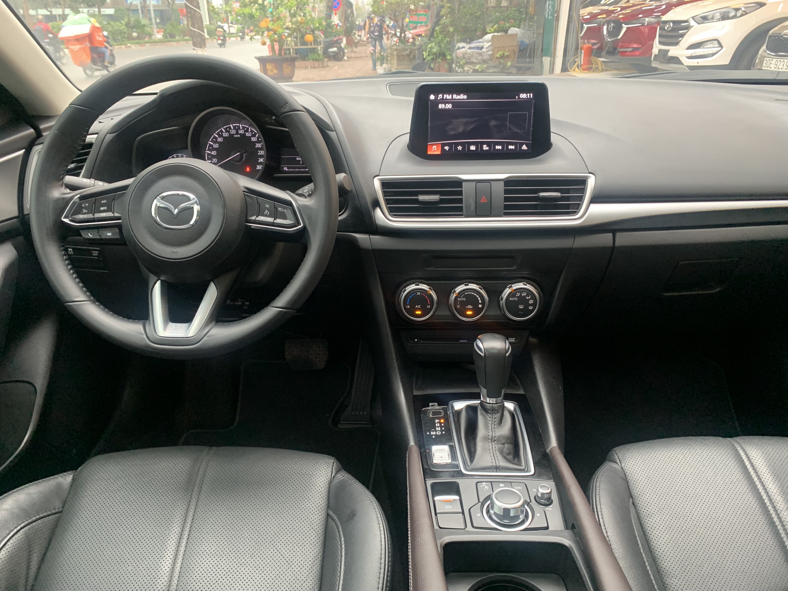 Mazda 3 Sedan 2018 - 8