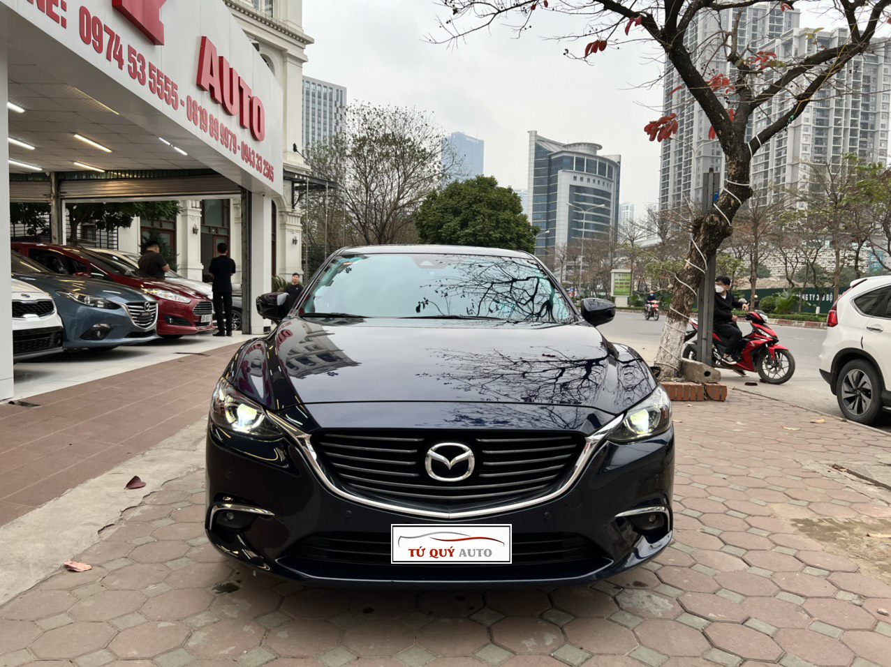 Xe Mazda 6 Premium 2.0AT 2020 - Xanh Đen