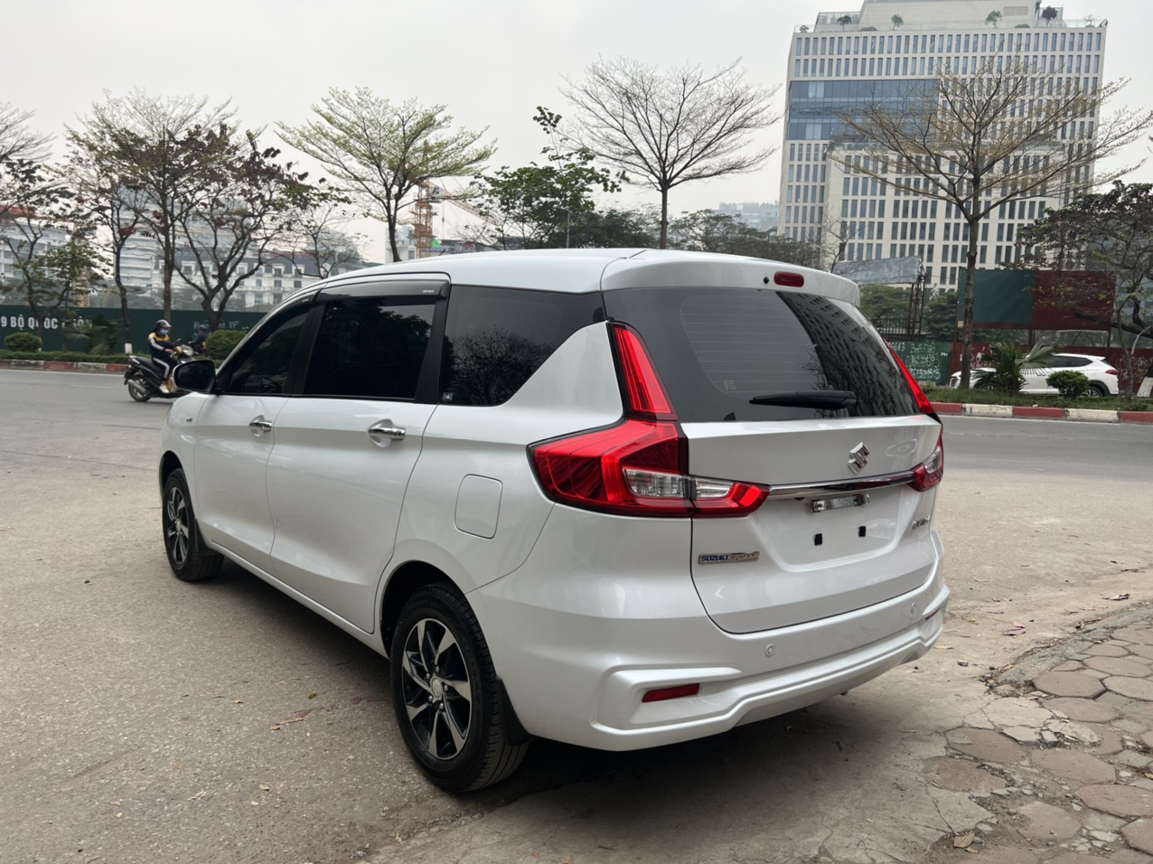 Suzuki Ertiga 1.5AT 2020 - 4