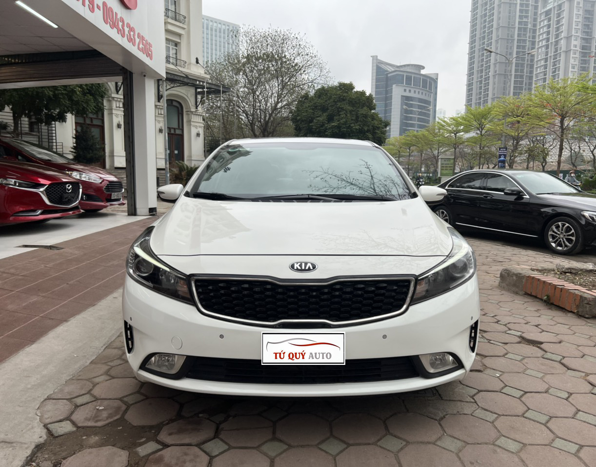 Xe Kia Cerato 1.6AT 2016 - Trắng