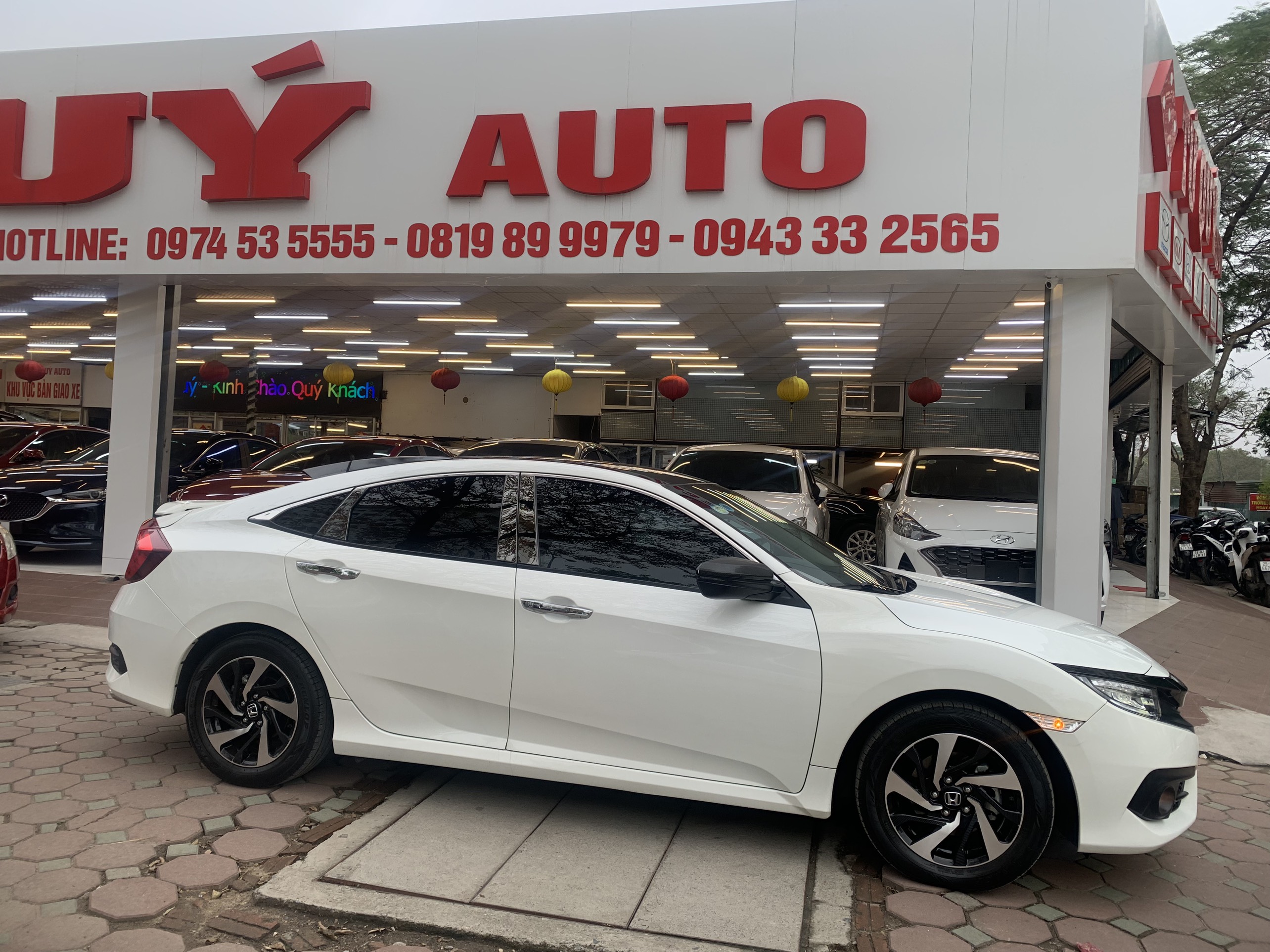 Honda Civic 1.8E 2018 - 3