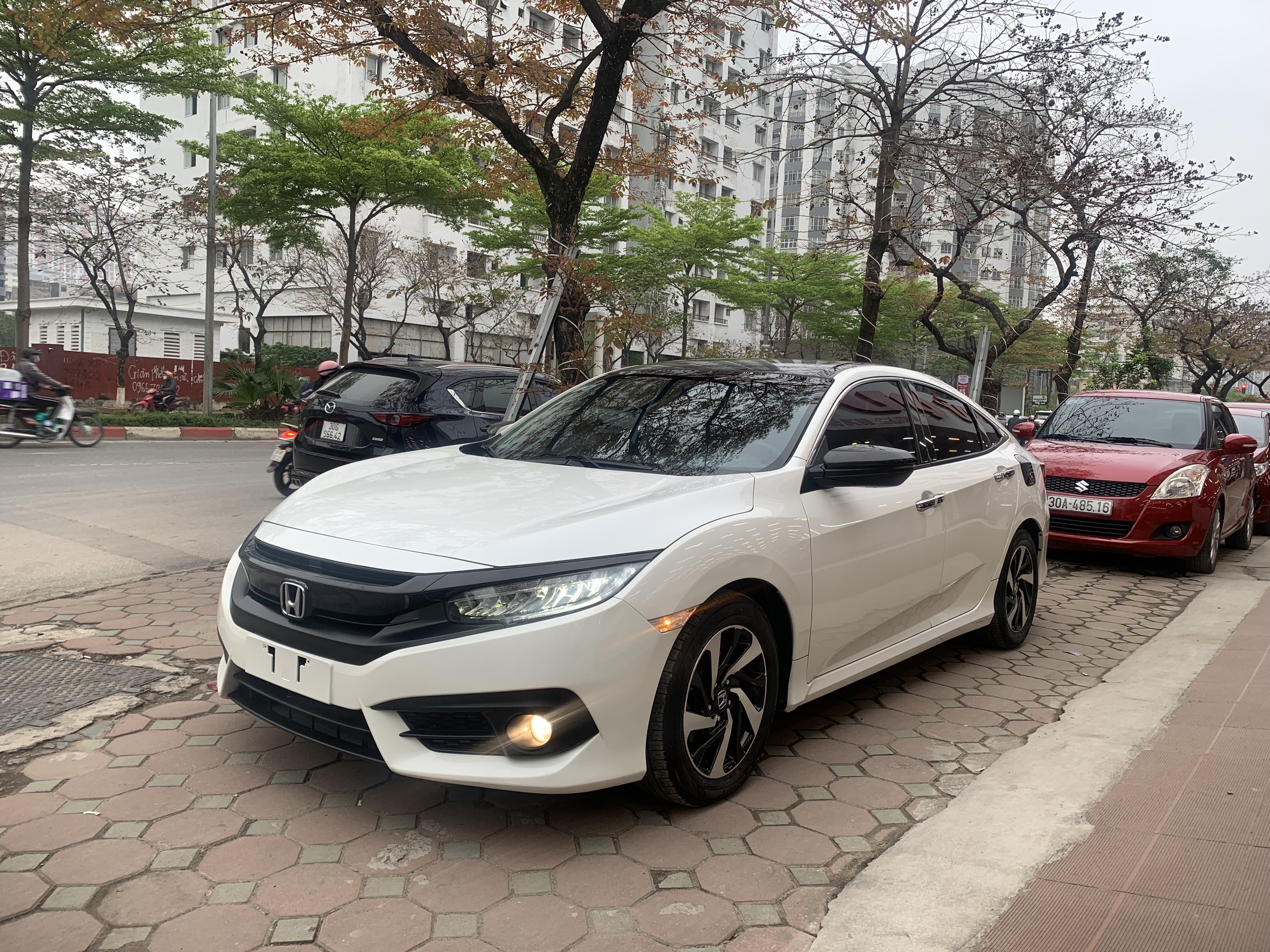 Honda Civic 1.8E 2018 - 7