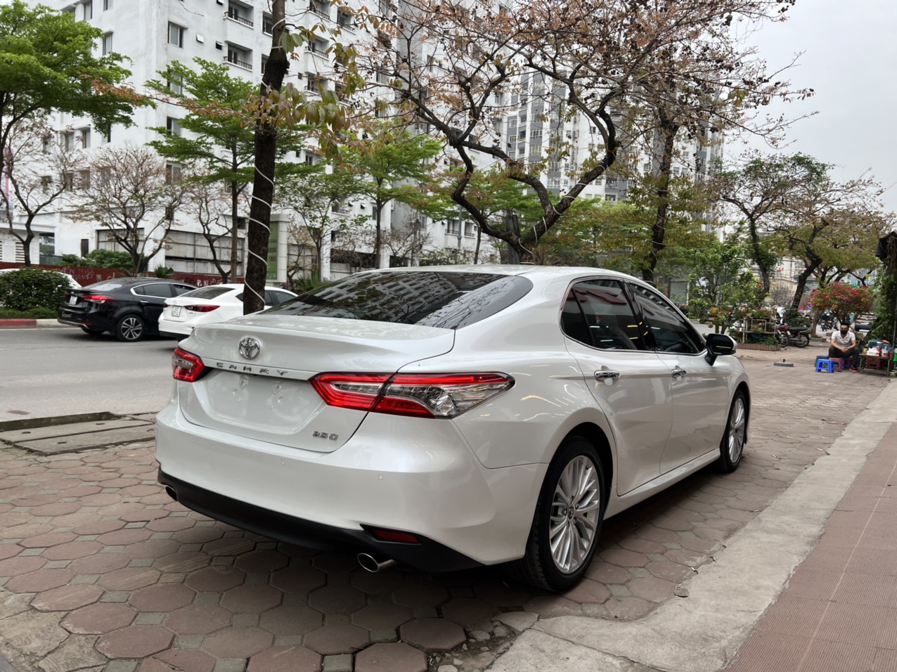 Toyota Camry 2.5Q 2019 - 6