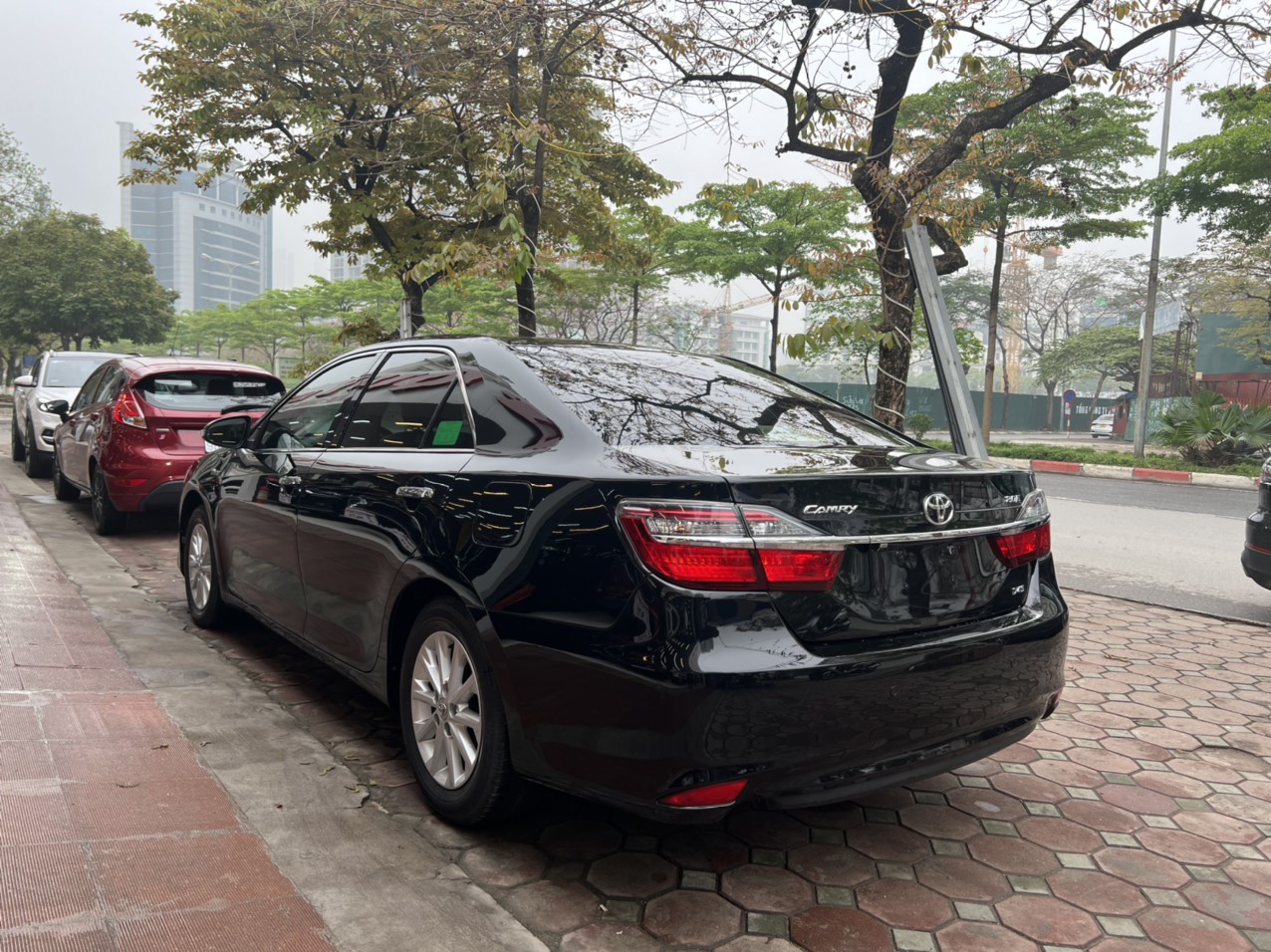 Toyota Camry 2.0E 2016 - 6