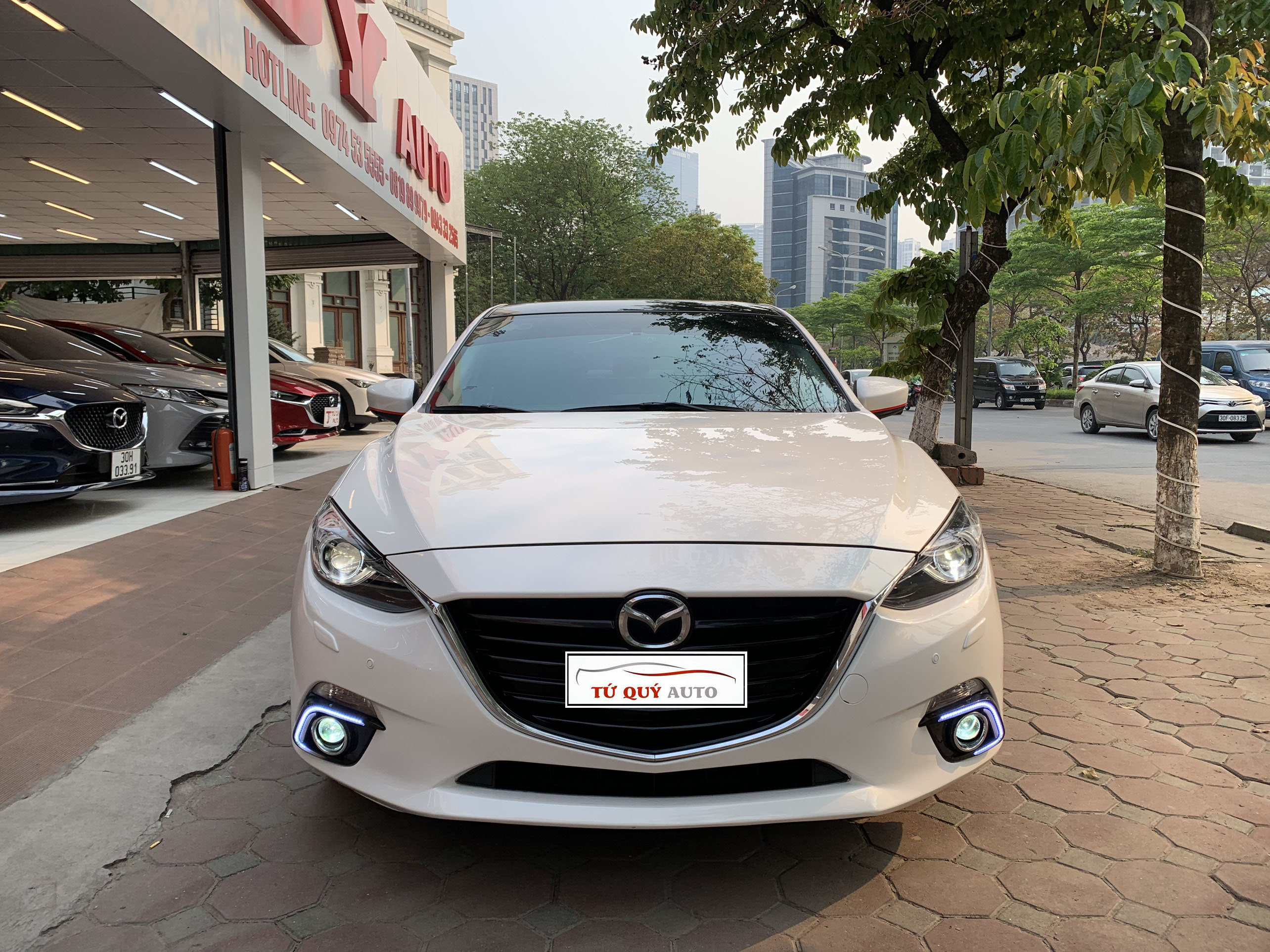 Xe Mazda 3 Sedan 2.0AT 2015 - Trắng