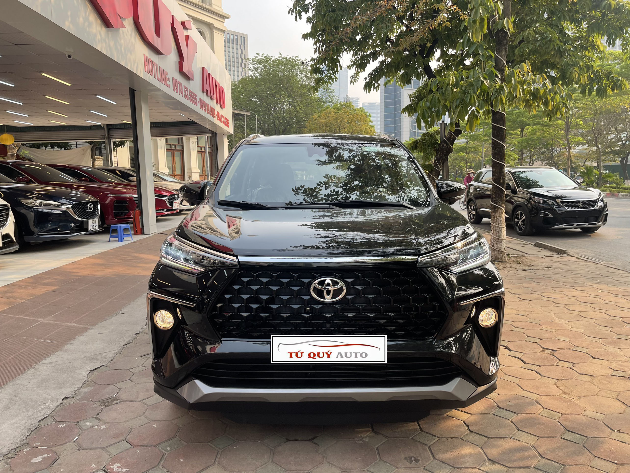 Xe Toyota Veloz Cross 1.5 TOP 2022 - Đen