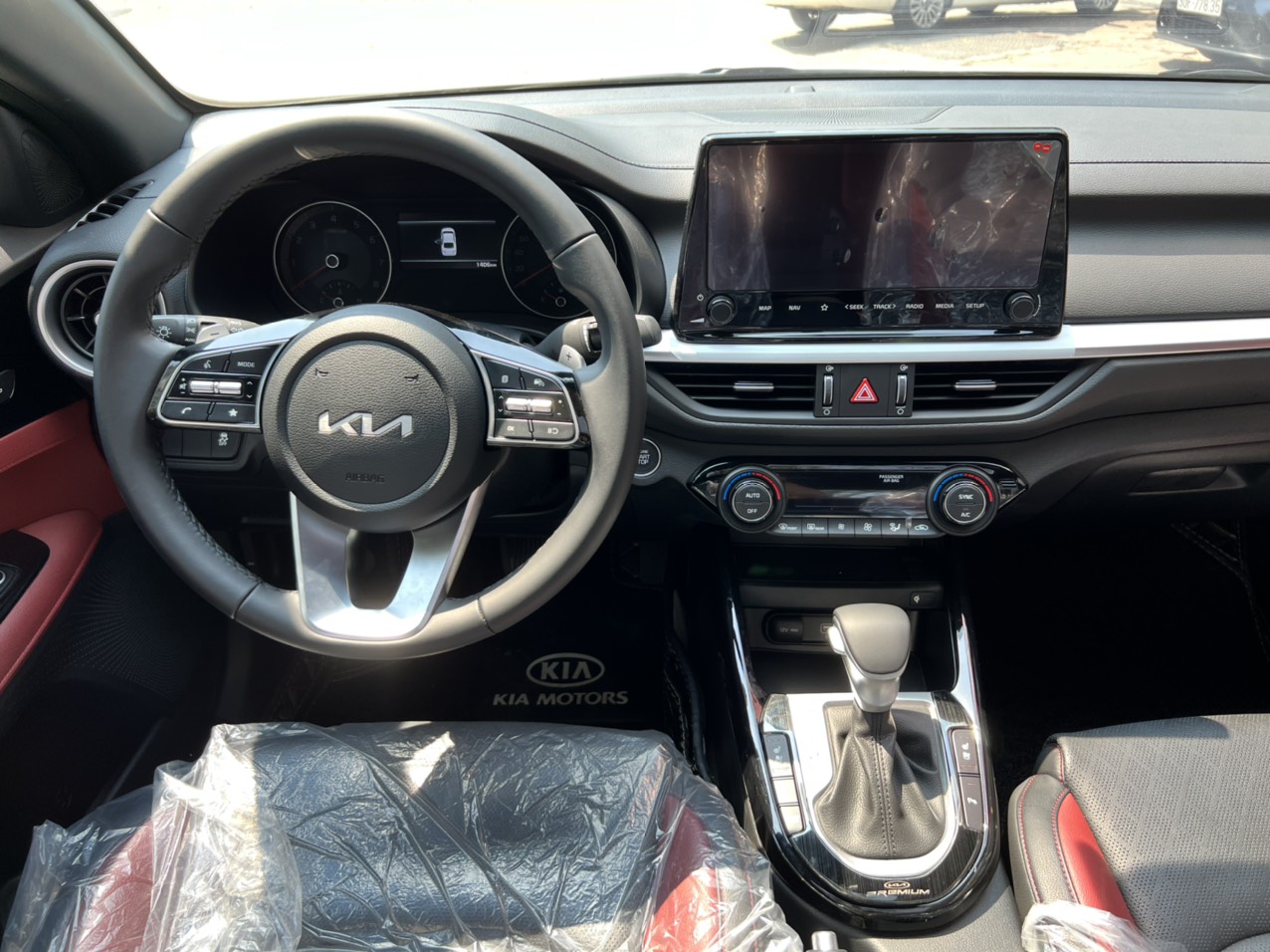 Kia K3 Premium 1.6AT 2022 - 8