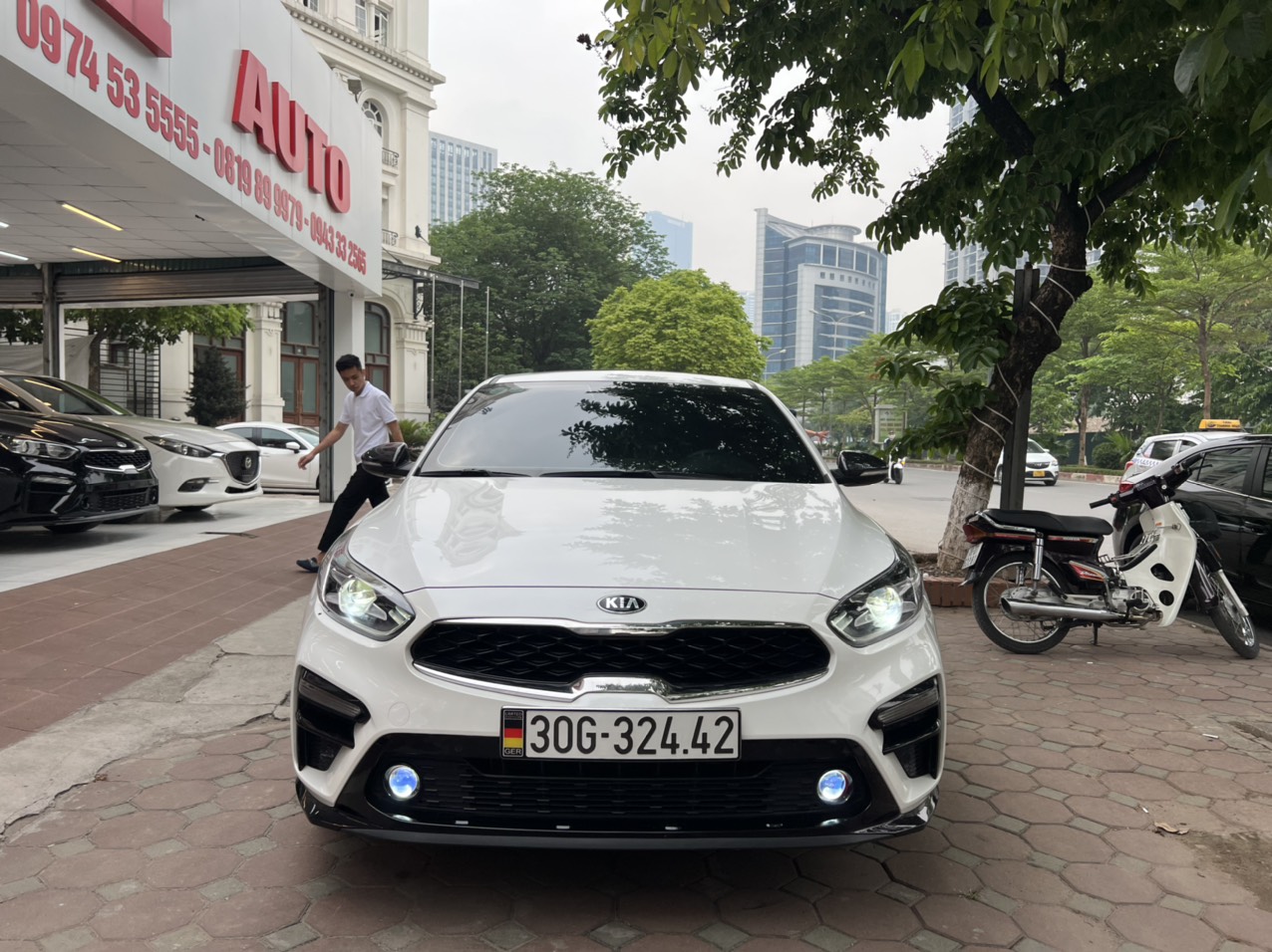 Xe Kia Cerato Premium 2.0AT 2020 - Trắng