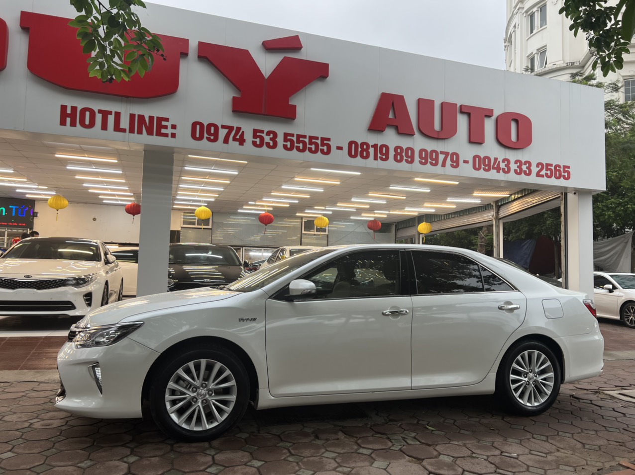 Toyota Camry 2.0E 2018 - 3