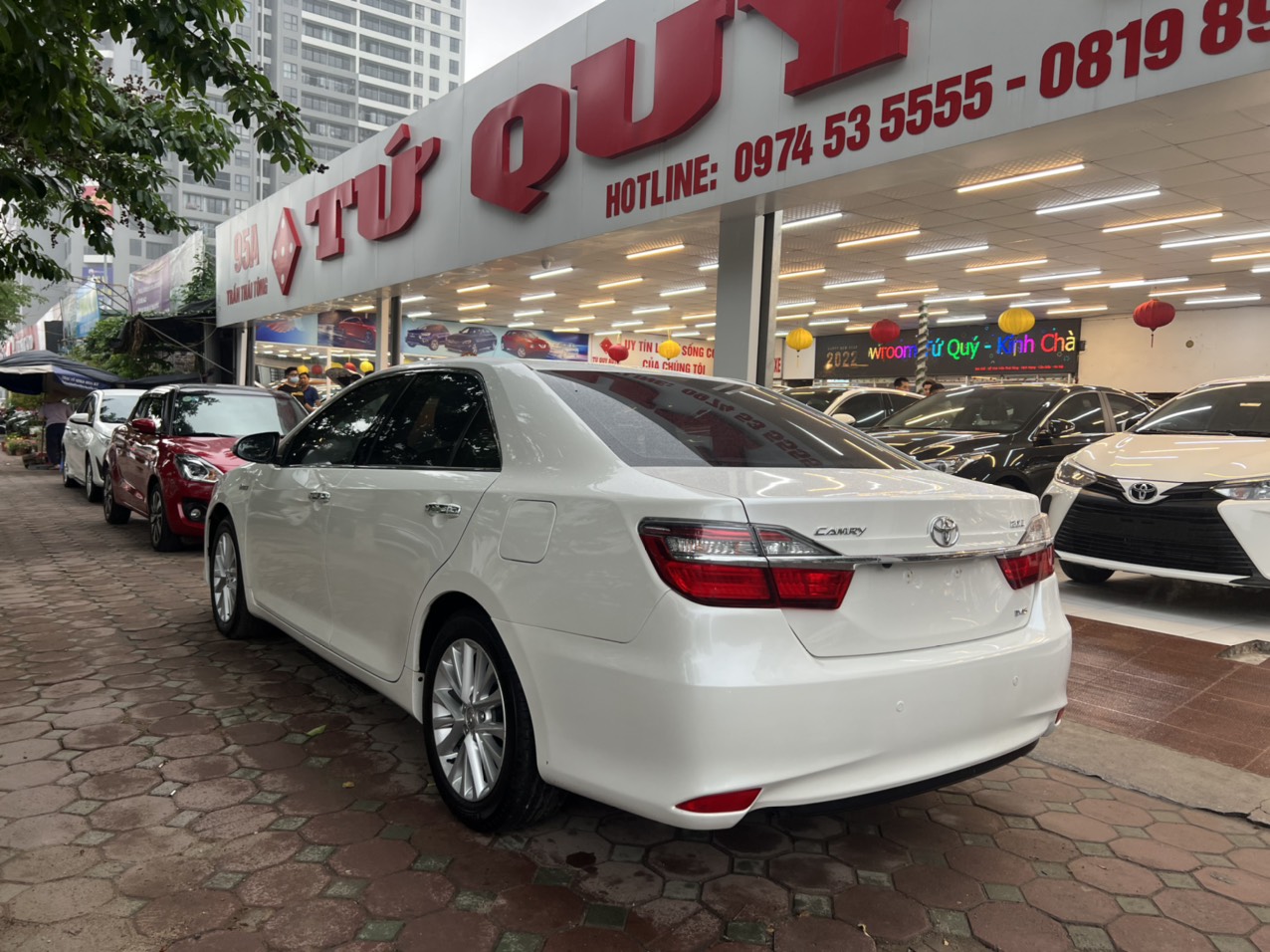 Toyota Camry 2.0E 2018 - 4