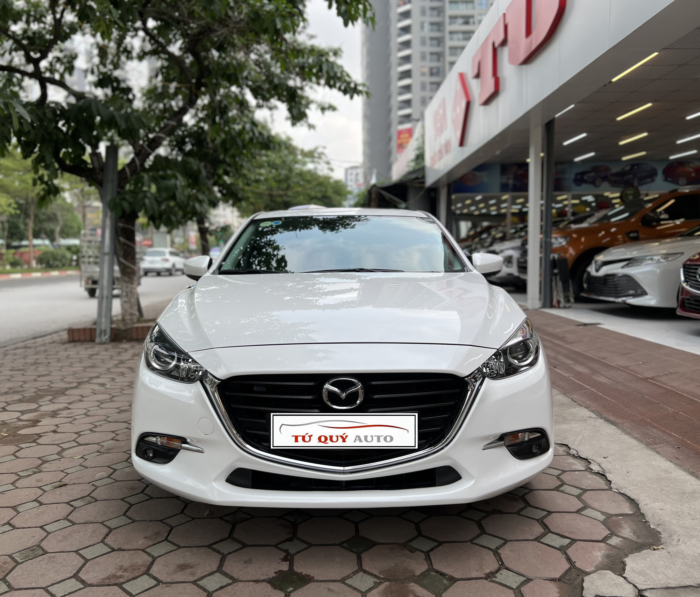 Xe Mazda 3 Sedan 1.5AT 2019 - Trắng