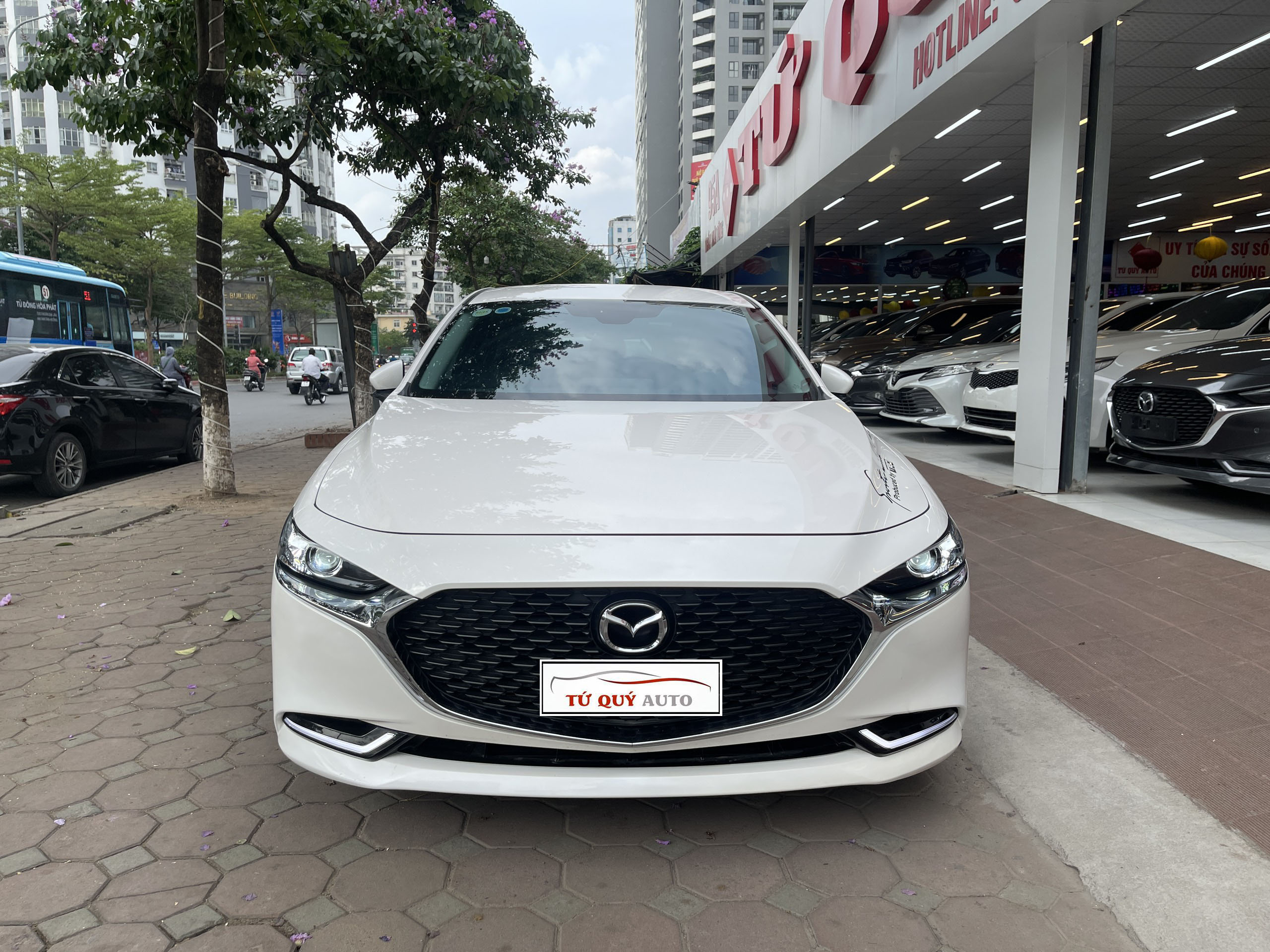 Xe Mazda 3 Luxury 1.5AT 2020 - Trắng