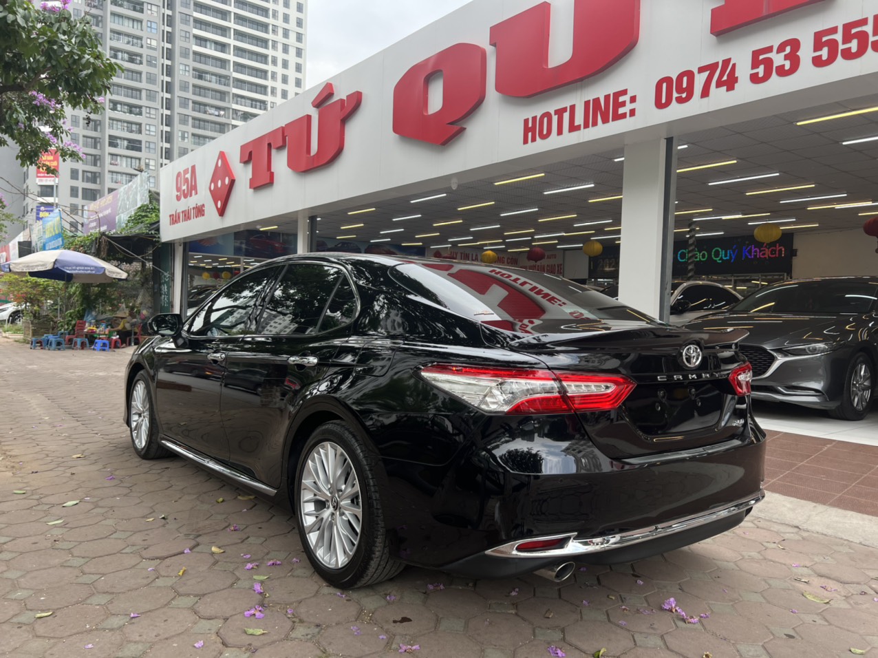 Toyota Camry 2.5Q 2019 - 3