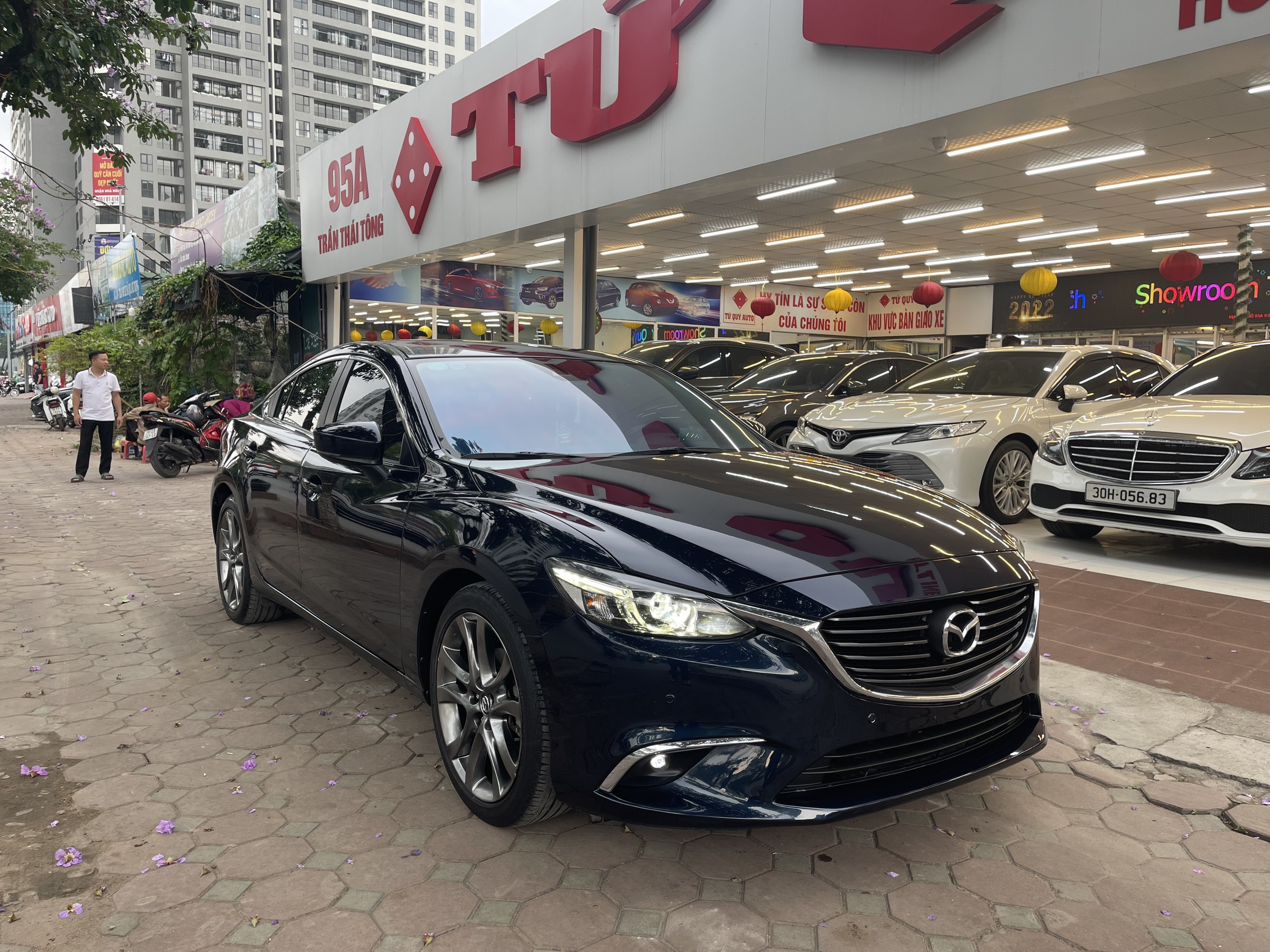 Mazda 6 Premium 2.0AT 2017 - 2