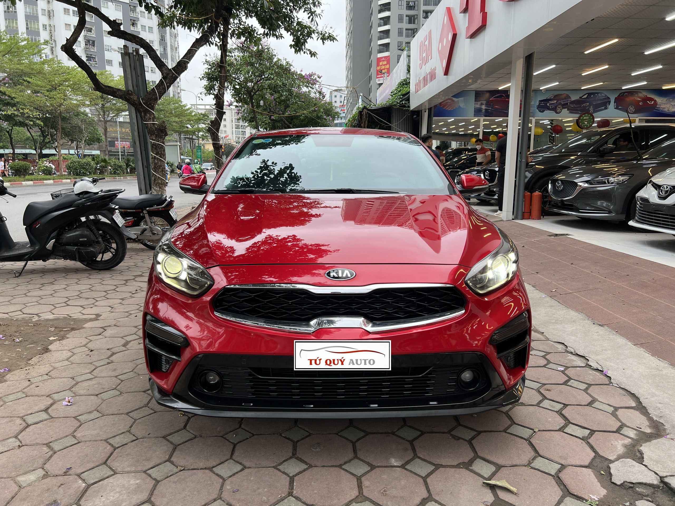 Xe Kia Cerato Luxury 1.6AT 2019 - Đỏ