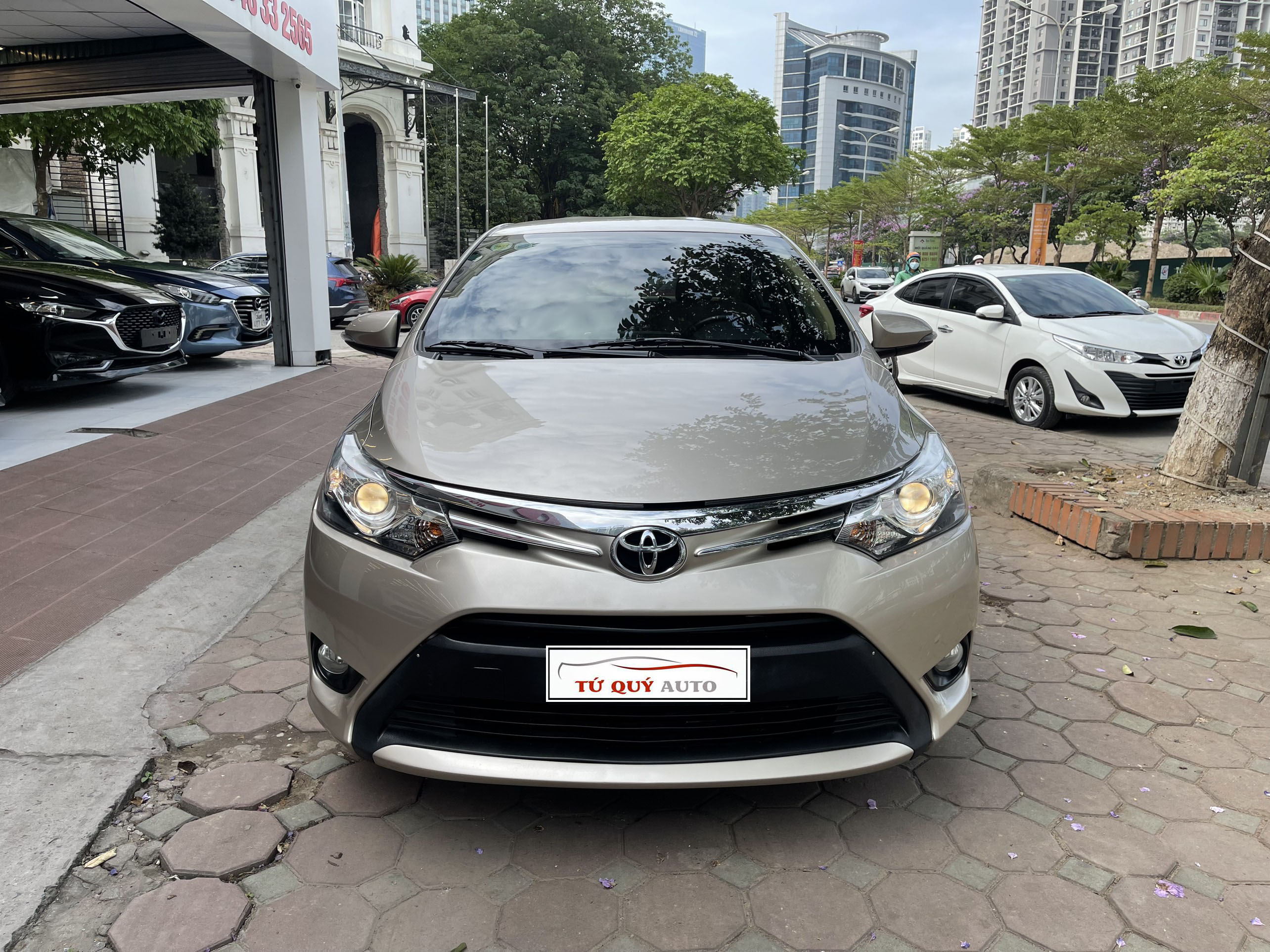 Xe Toyota Vios 1.5G 2017 - Vàng Cát