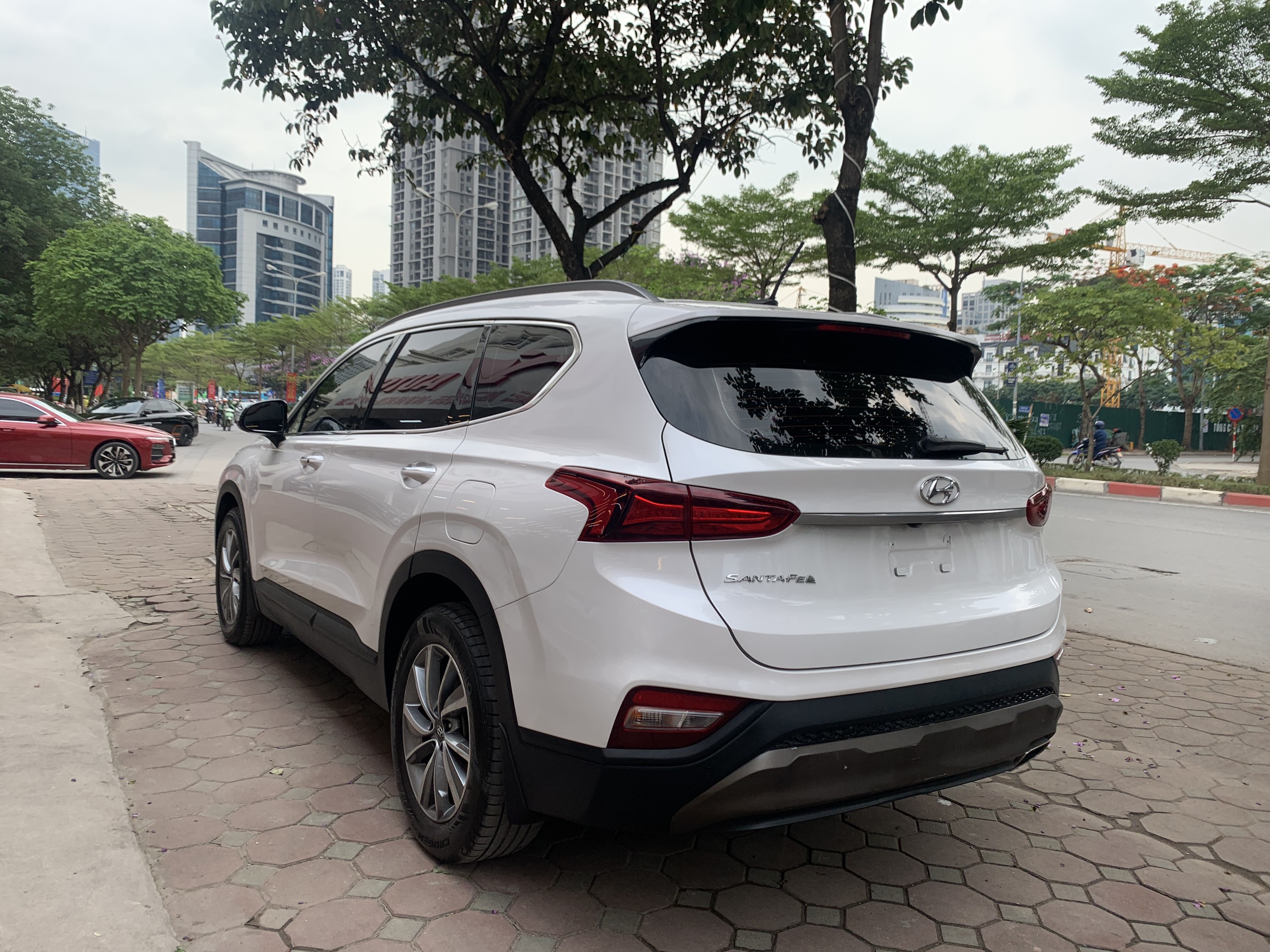 Hyundai SantaFe 2.4AT 2019 - 6