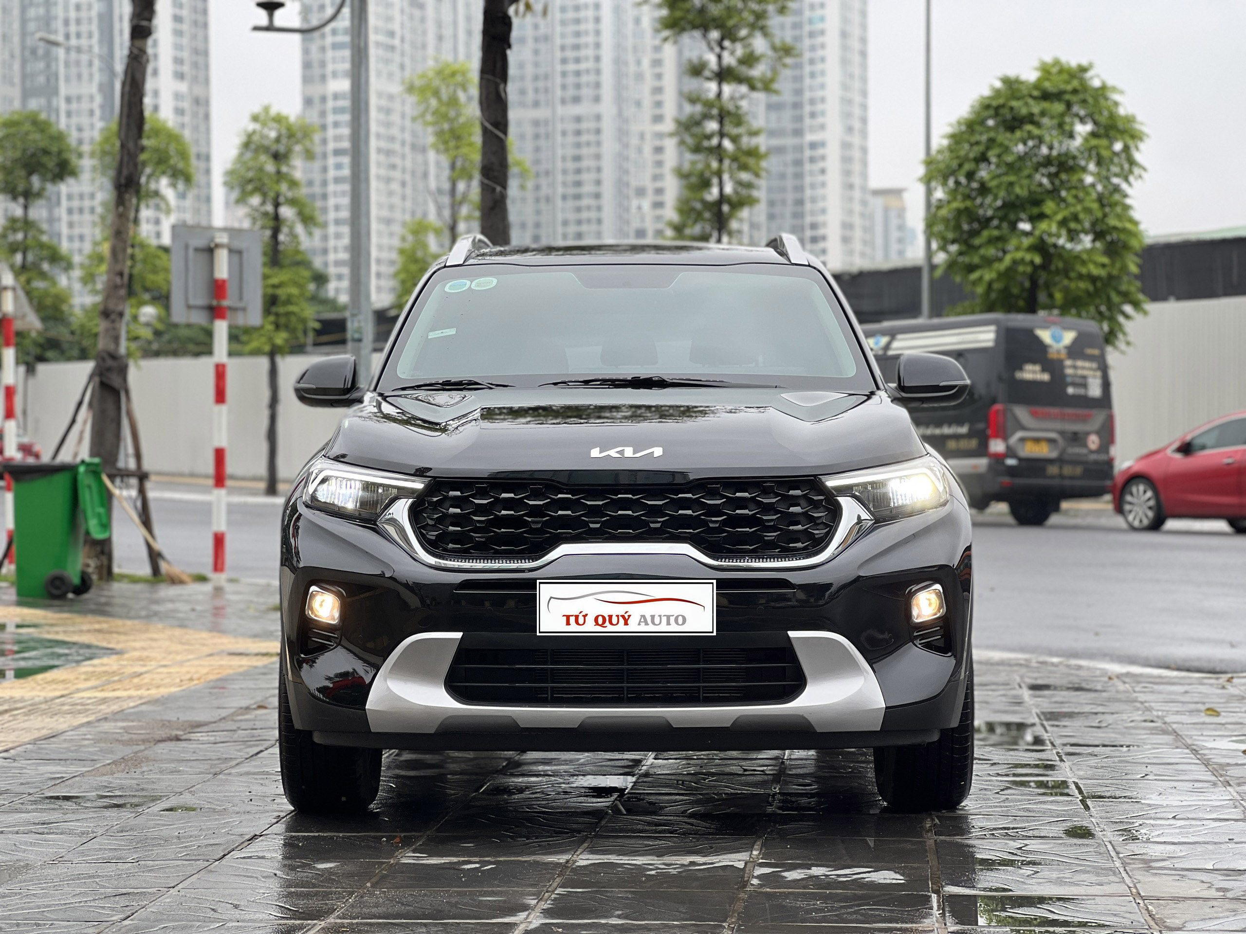 Xe Kia Sonet Premium 1.5AT 2021 - Đen