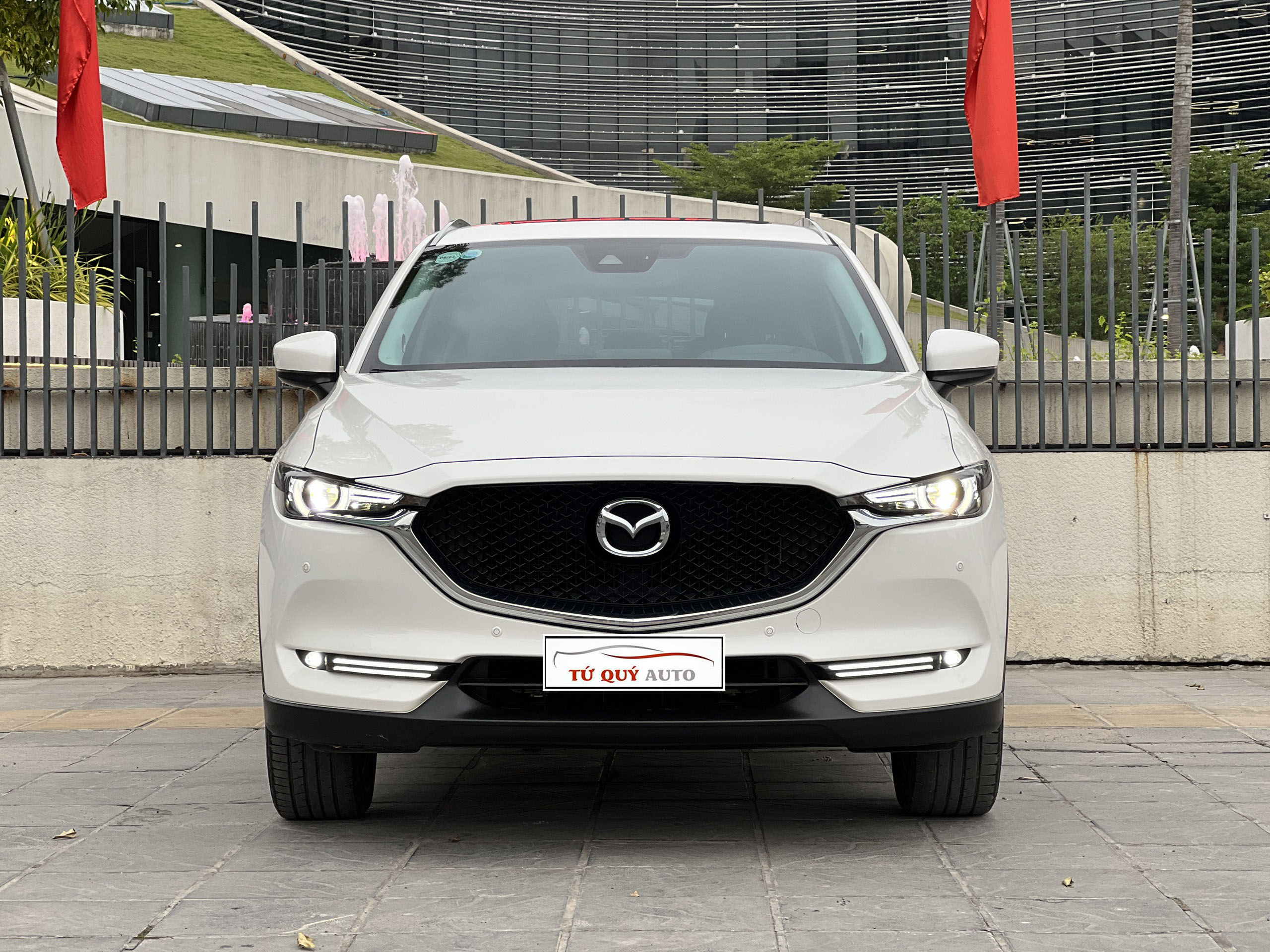 Xe Mazda CX5 Premium 2.0AT 2020 - Trắng