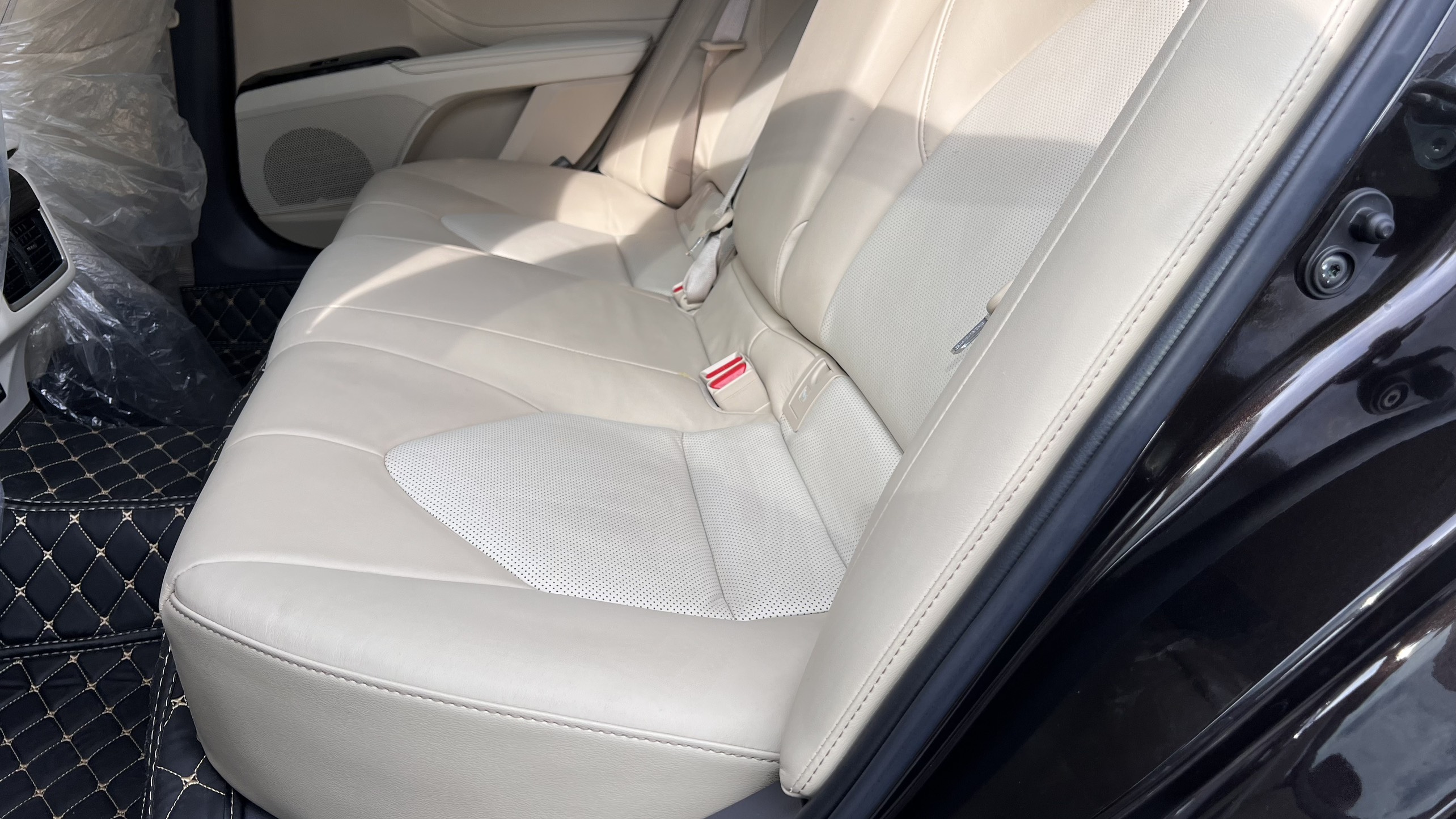 Toyota Camry 2.5Q 2019 - 13