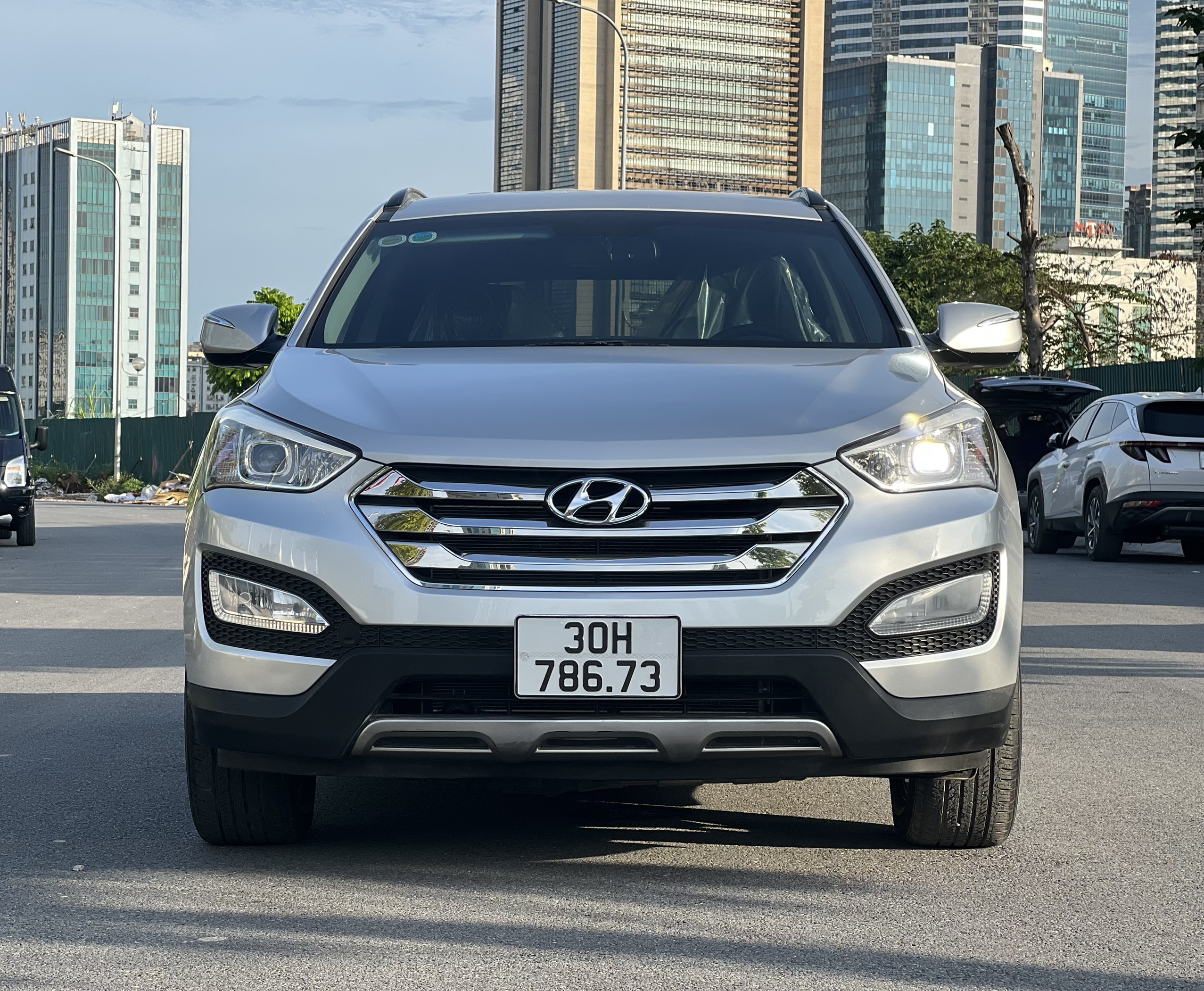 Xe Hyundai SantaFe 2.4AT 2013 - Bạc