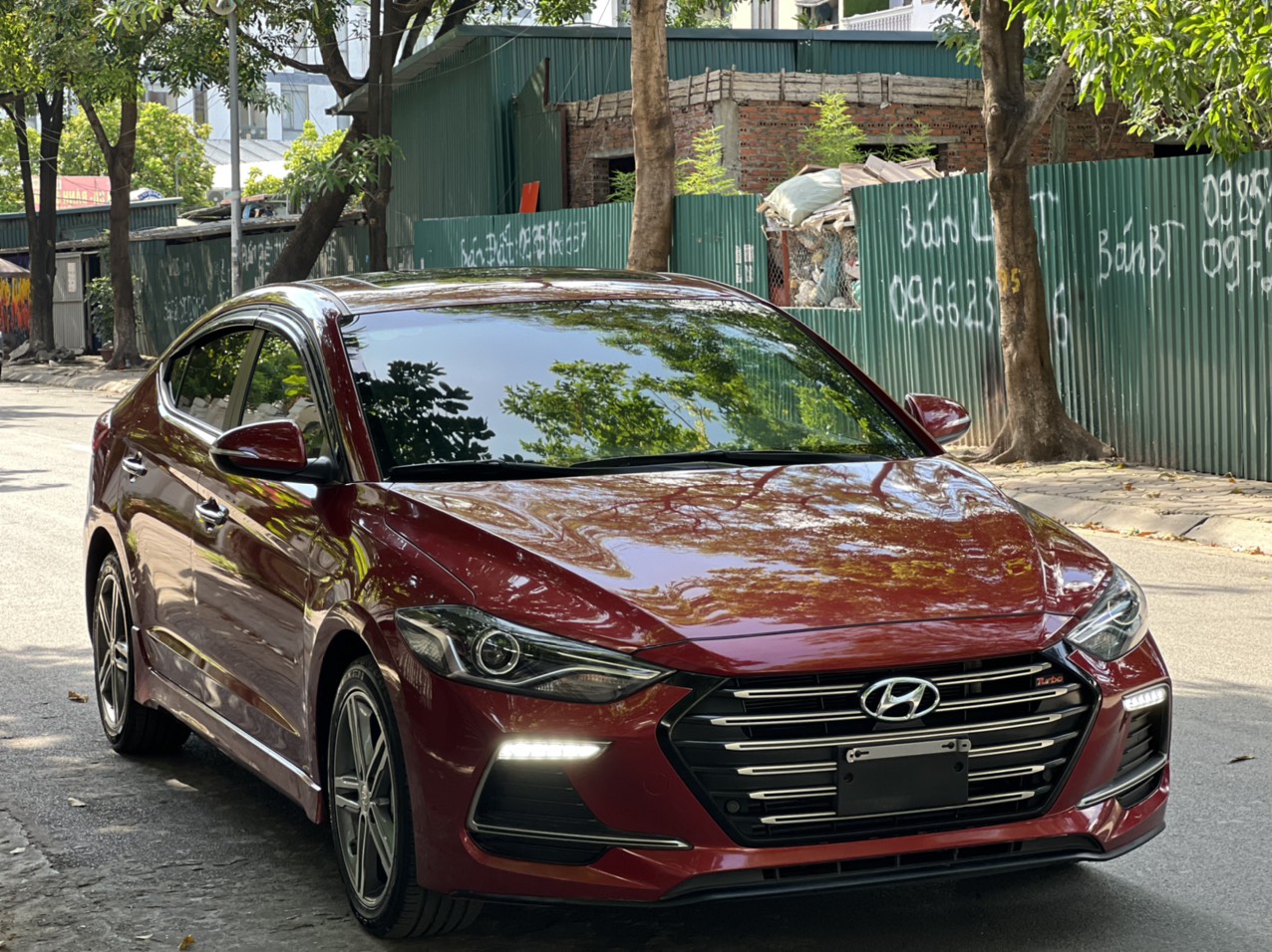 Hyundai Elantra Turbo 2018 - 2