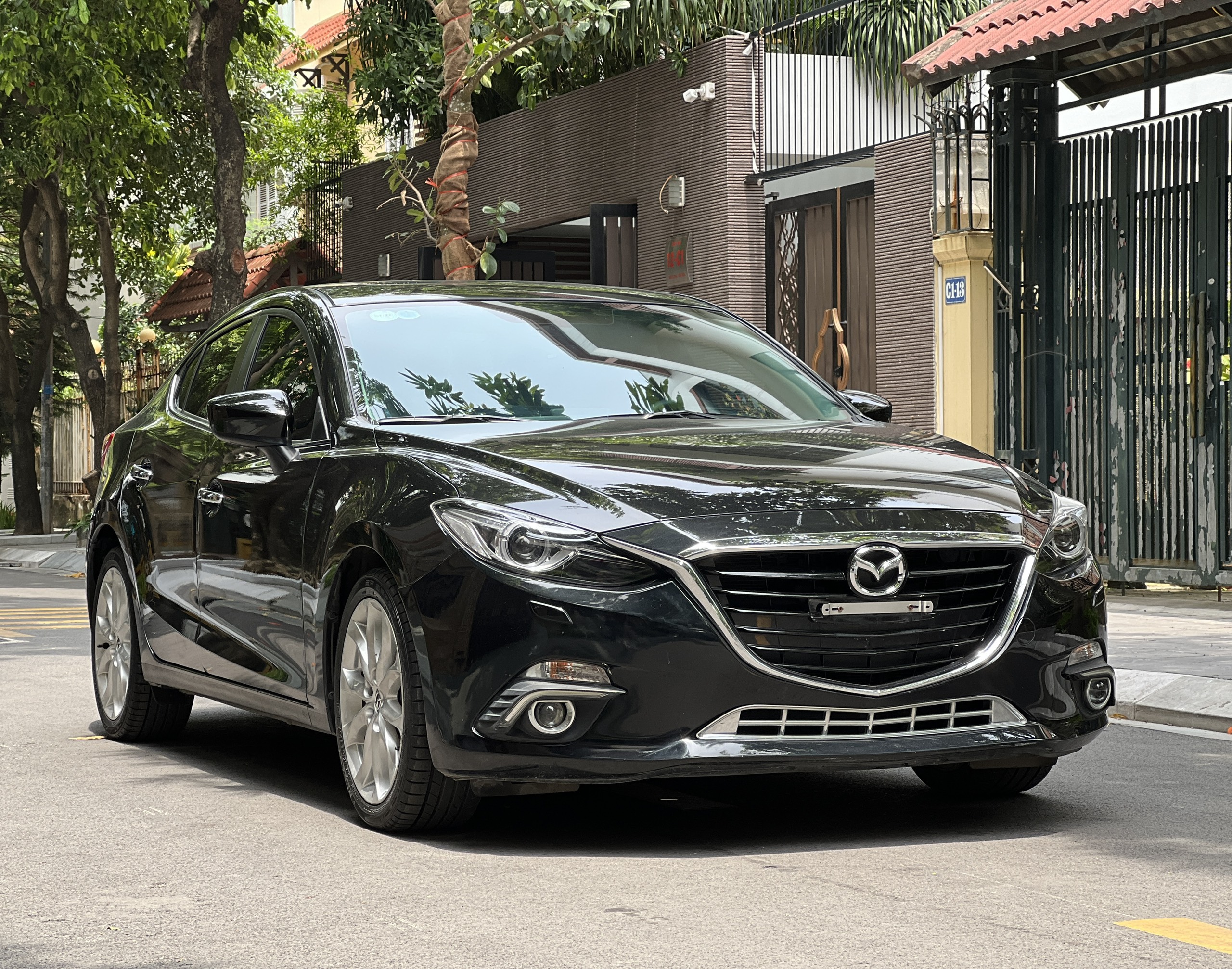 Mazda 3 Sedan 2016 - 2