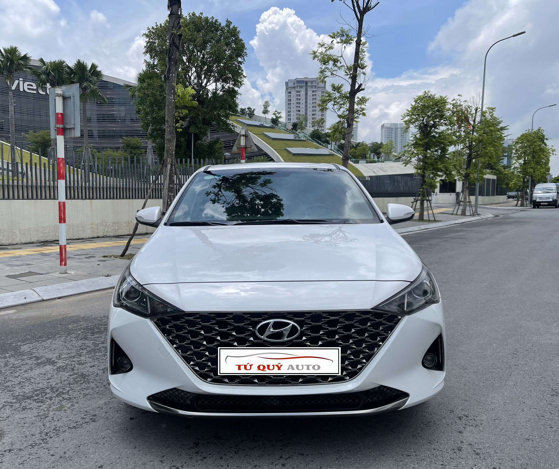 Xe Hyundai Accent 1.4 ATH 2021 - Trắng