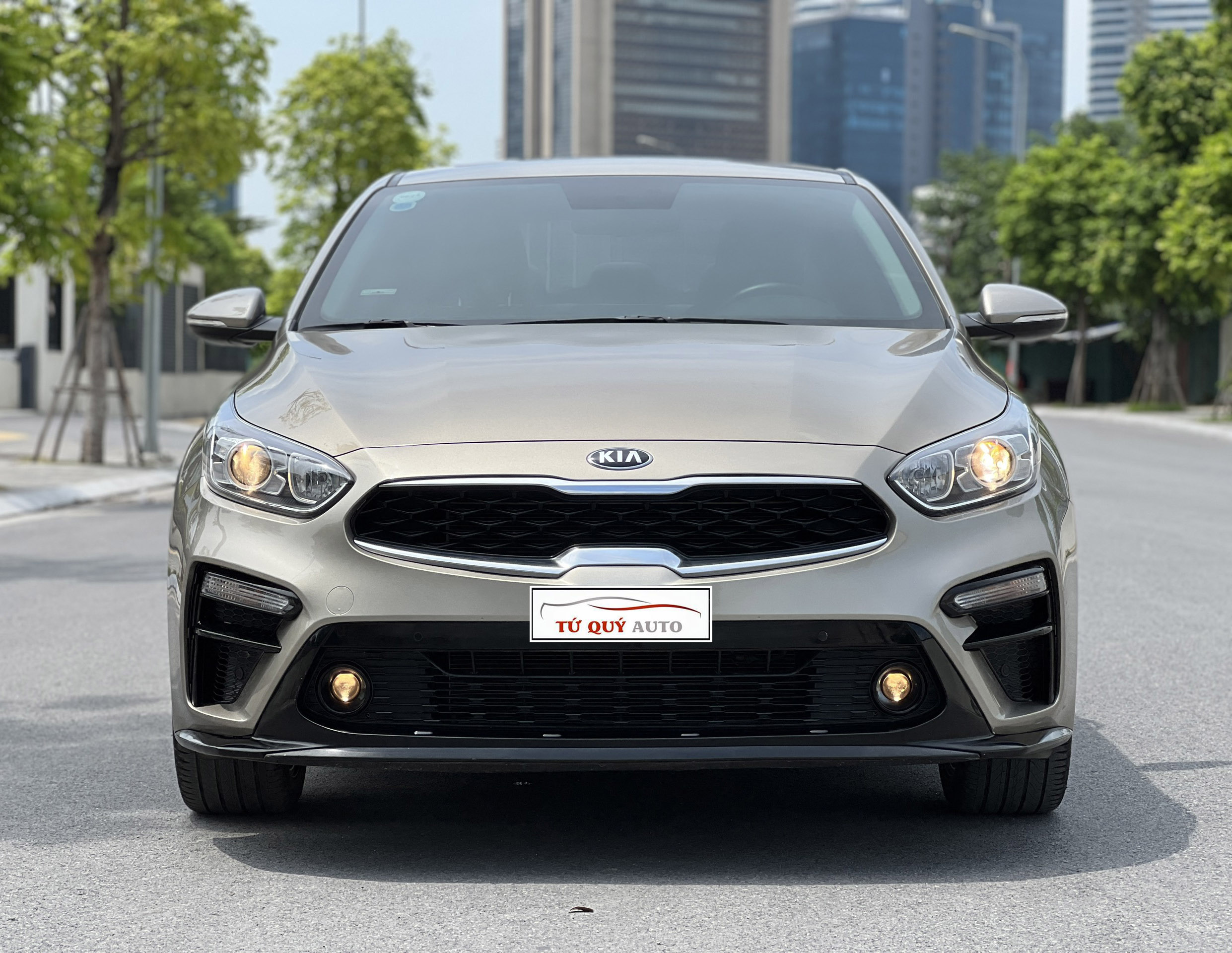 Xe Kia Cerato Luxury 1.6AT 2020 - Vàng Cát