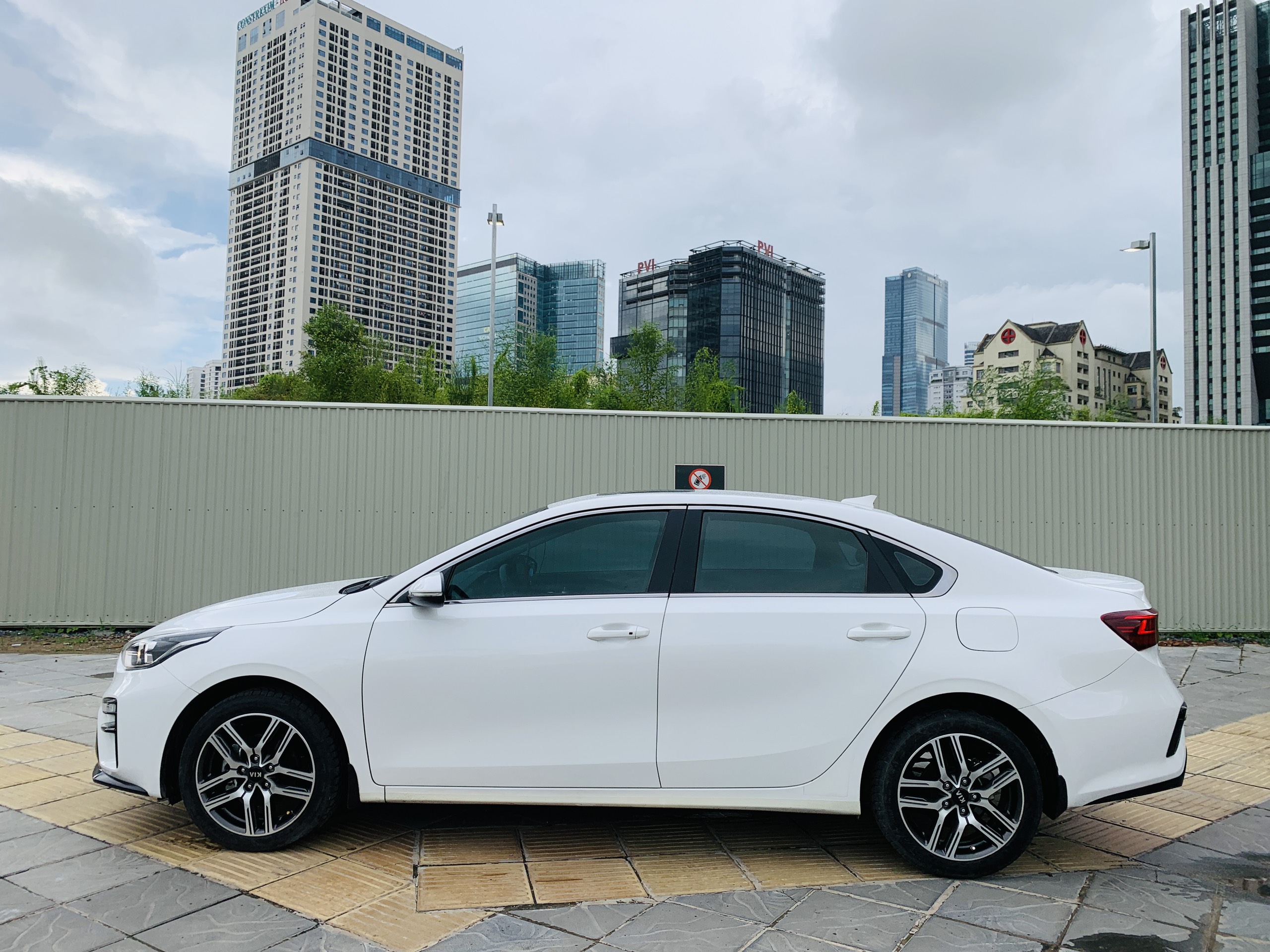 Kia Cerato Luxury 2019 - 3