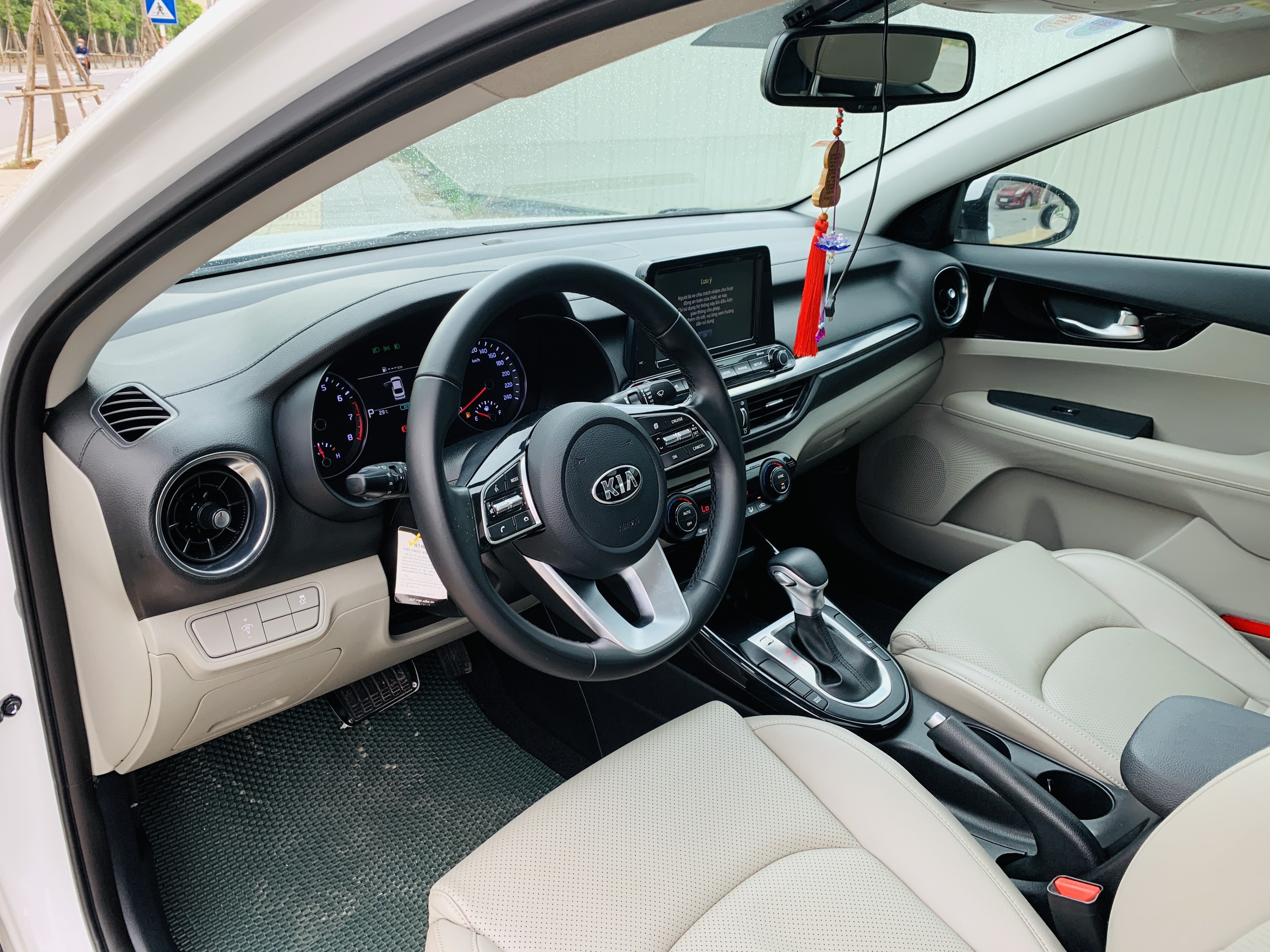 Kia Cerato Luxury 2019 - 10