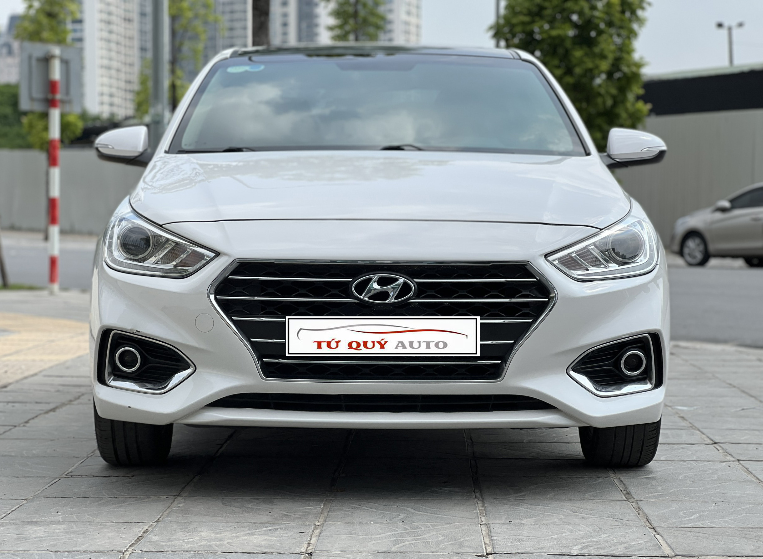 Xe Hyundai Accent 1.4ATH 2018 - Trắng