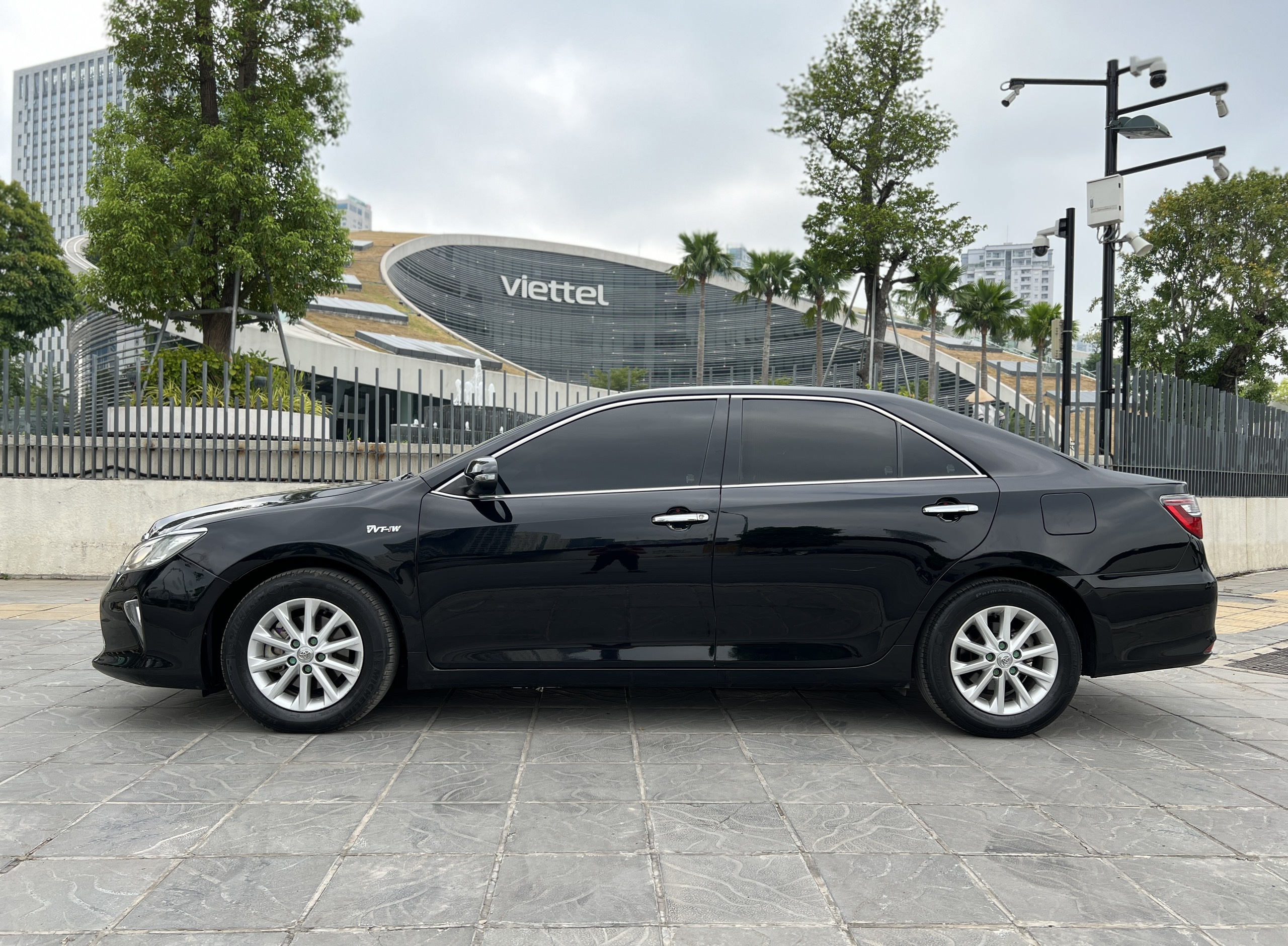 Toyota Camry 2.0E 2016 - 3