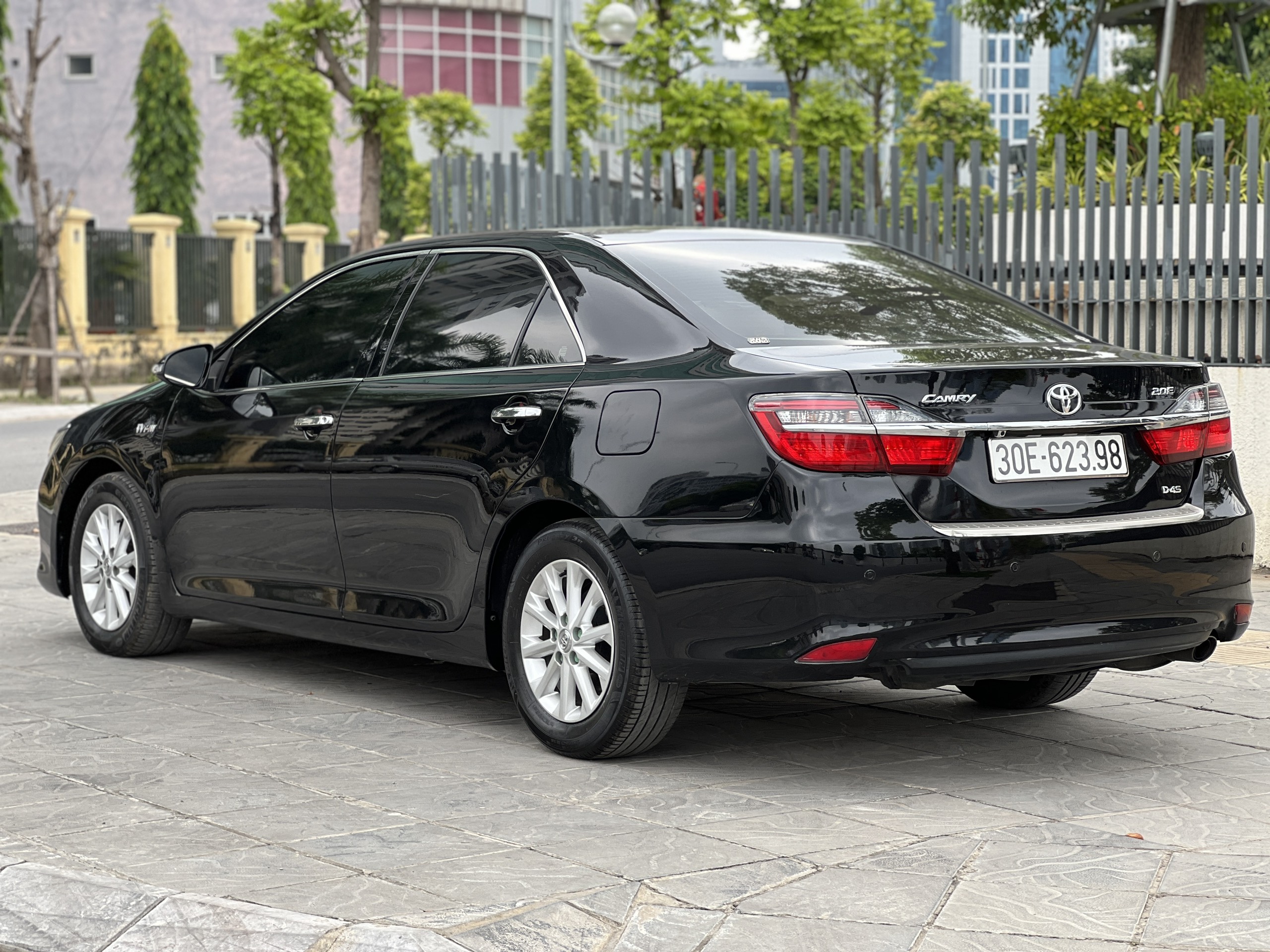 Toyota Camry 2.0E 2016 - 4