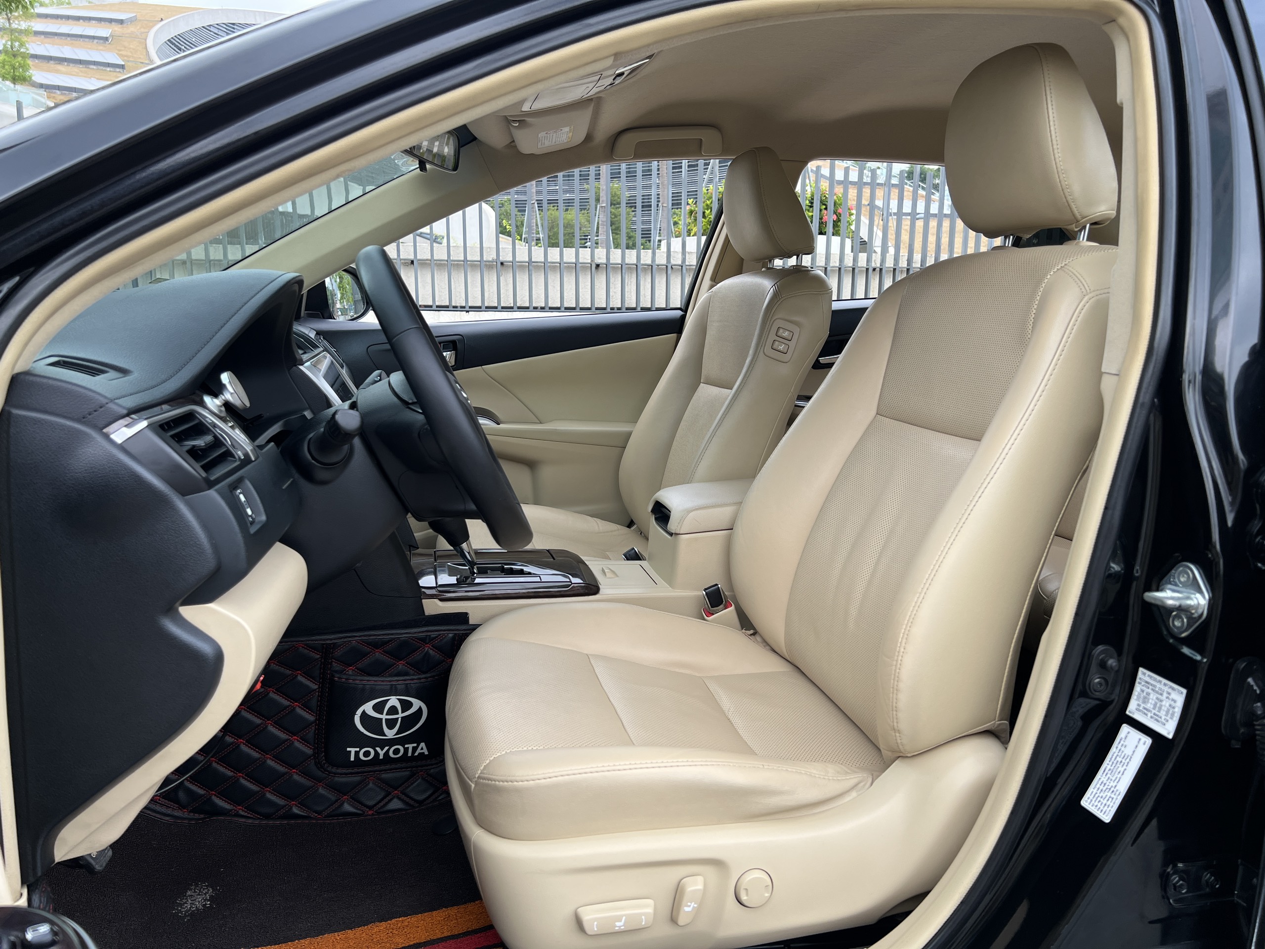 Toyota Camry 2.0E 2016 - 9