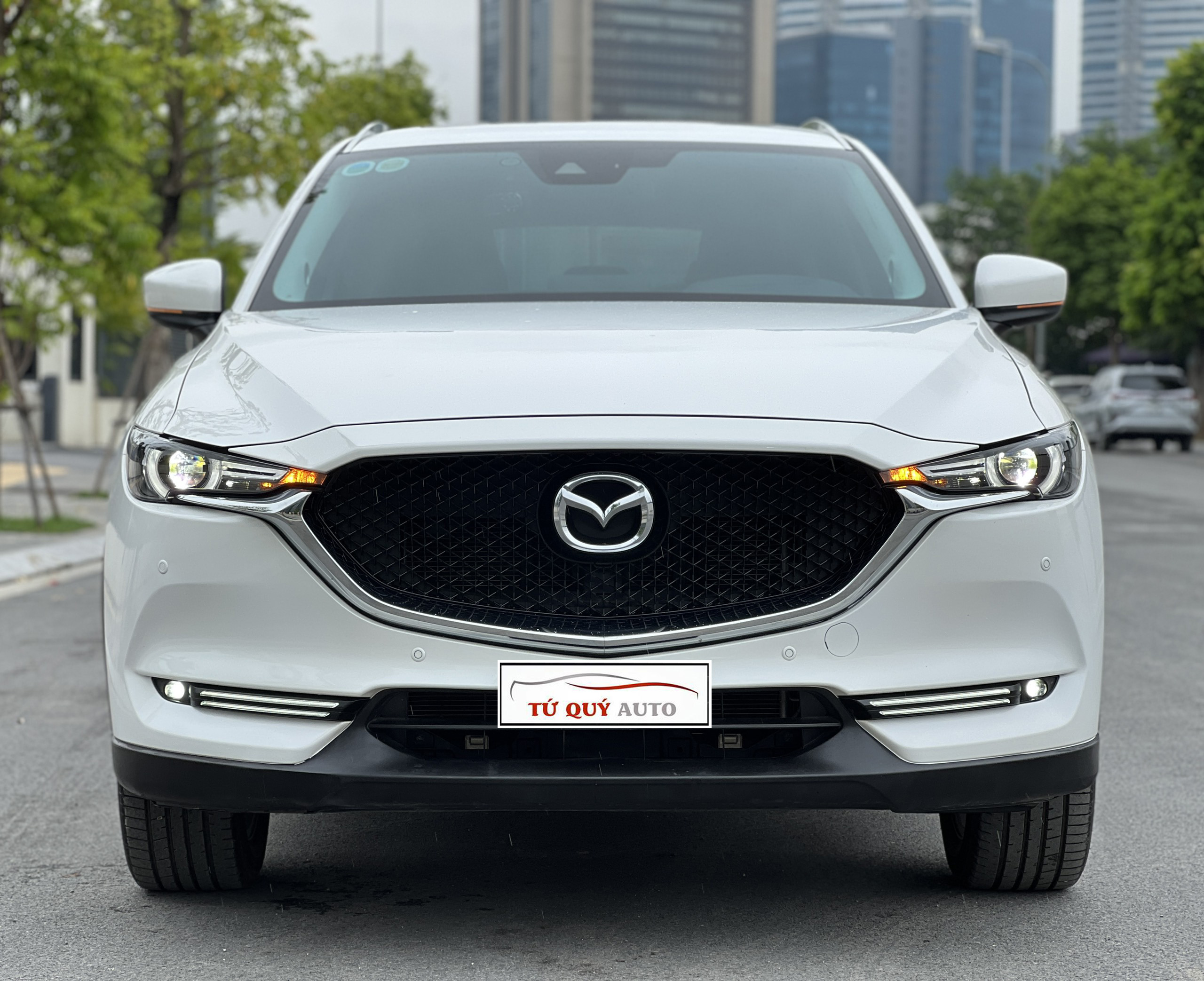 Xe Mazda CX5 Premium 2.0AT 2022 - Trắng