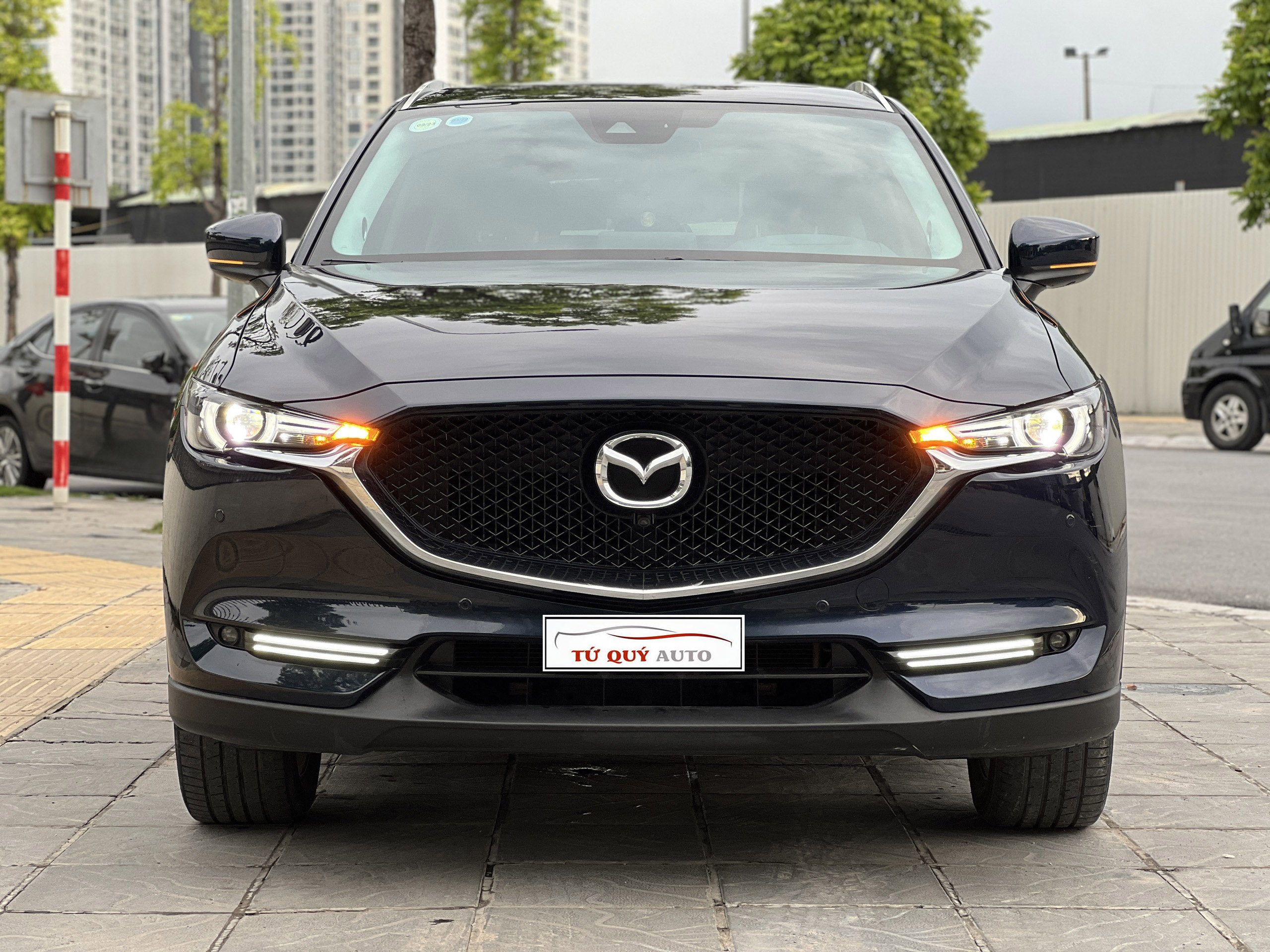 Xe Mazda CX5 Premium 2.5AWD 2021 - Xanh Đen